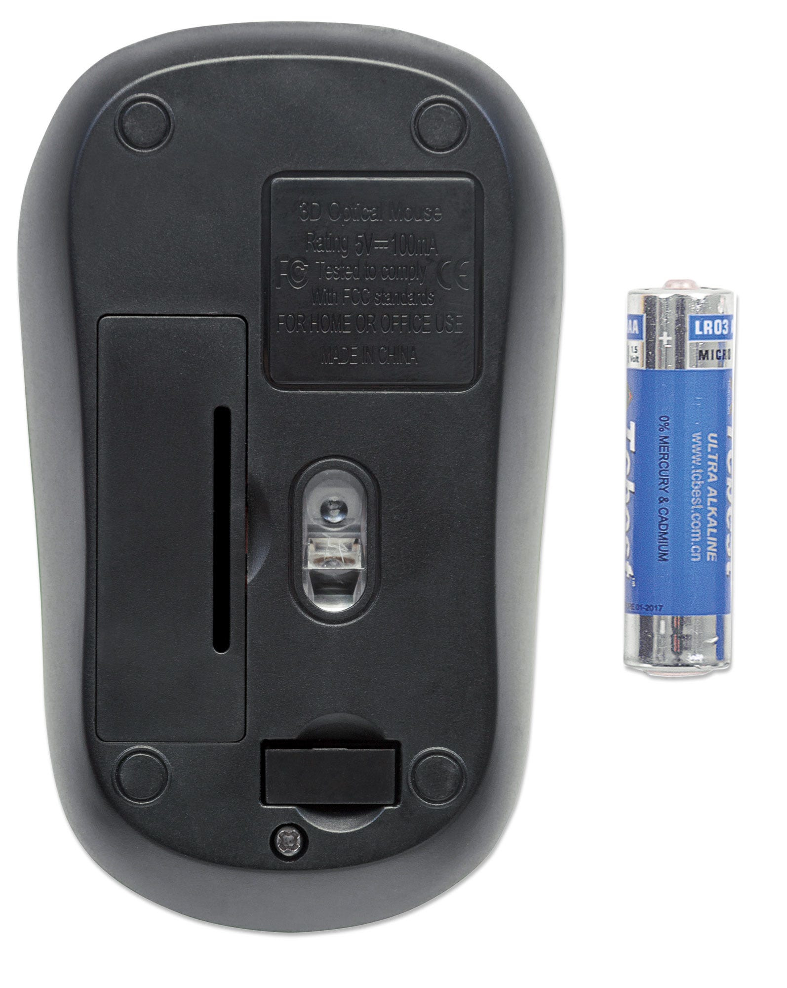 Parte inferiore del mouse con vano batteria aperto, batteria AA, sfondo nero.