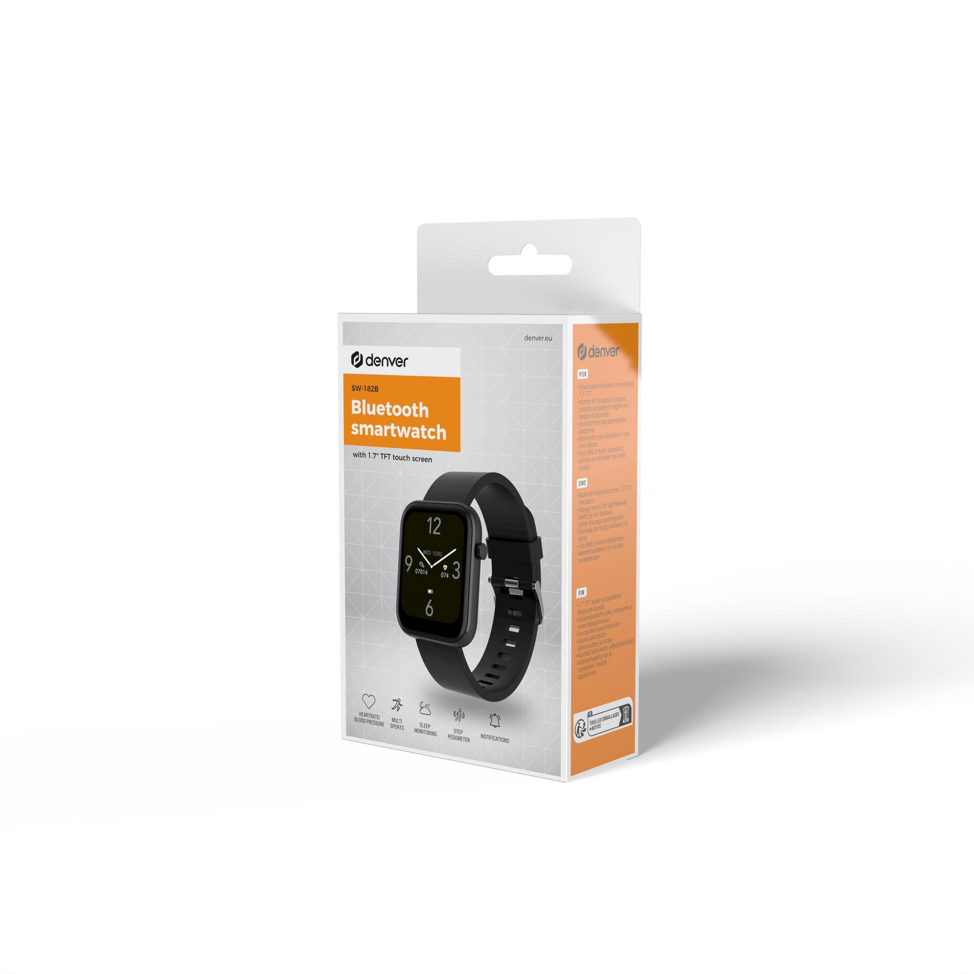 Uno smartwatch nero nella sua confezione. La confezione è una scatola bianca con l'immagine dell'orologio.