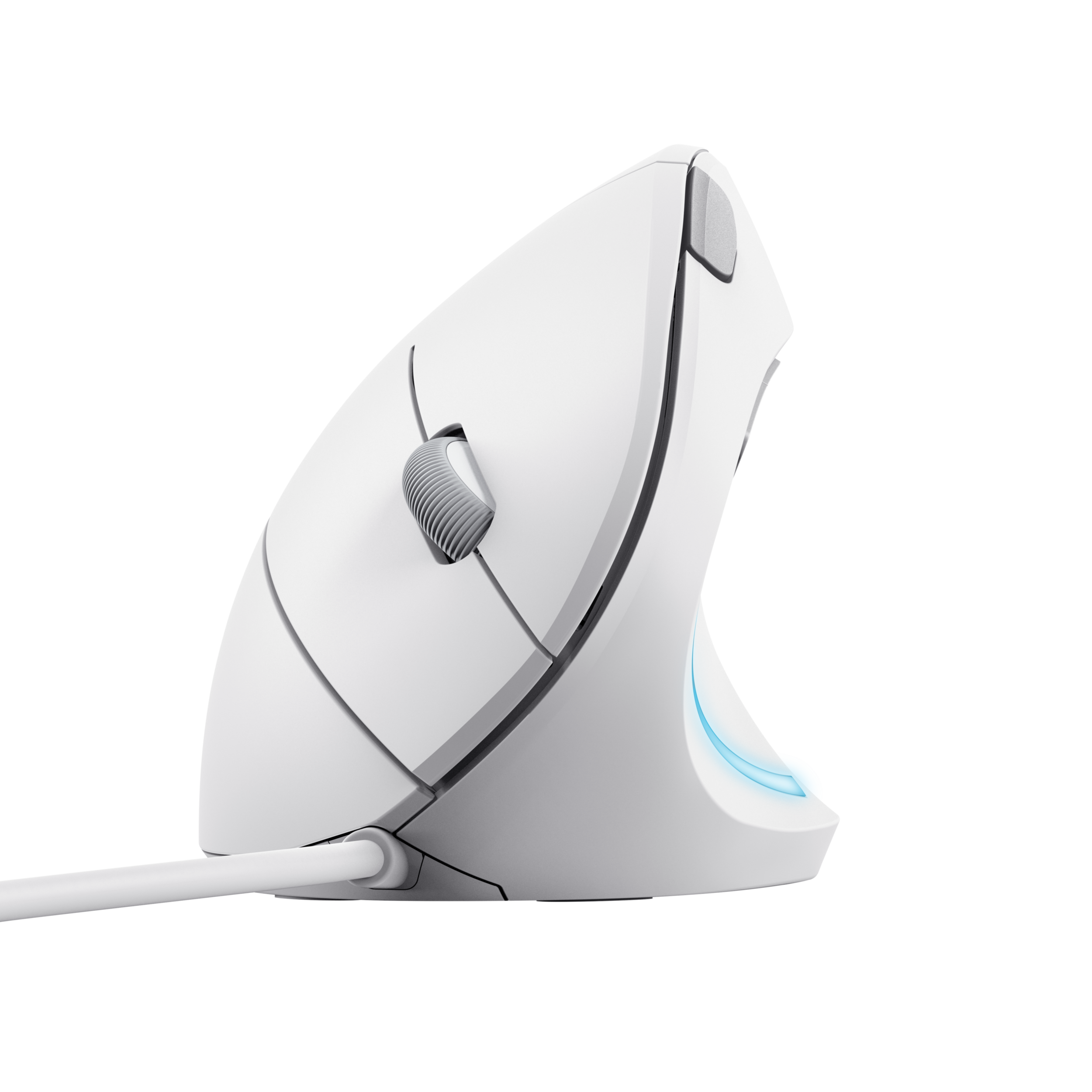 Biała ergonomiczna mysz z szarą rolką przewijania i kablem, na czarnym tle.