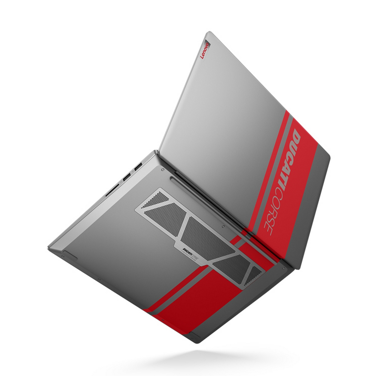 Laptop Lenovo Ducati parzialmente aperto. Accenti grigi e rossi e il logo Ducati Corse.