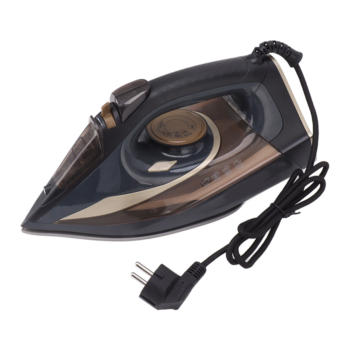Schwarzes und graues Bügeleisen, mit schwarzem Kabel und Stecker, auf weißem Hintergrund, schräge Ansicht.