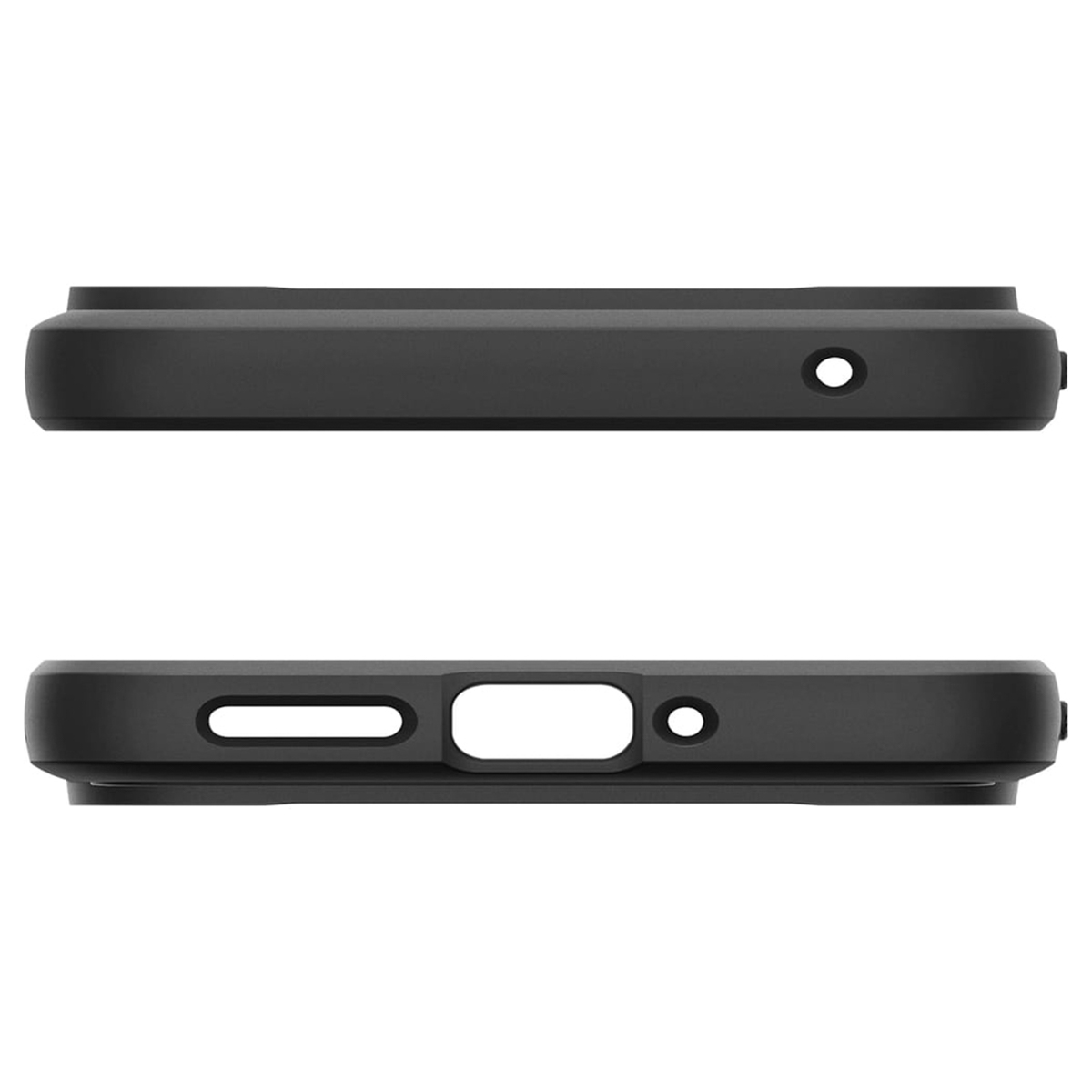Une coque de téléphone noire avec des découpes pour le chargement et une prise casque, vue d'en bas.