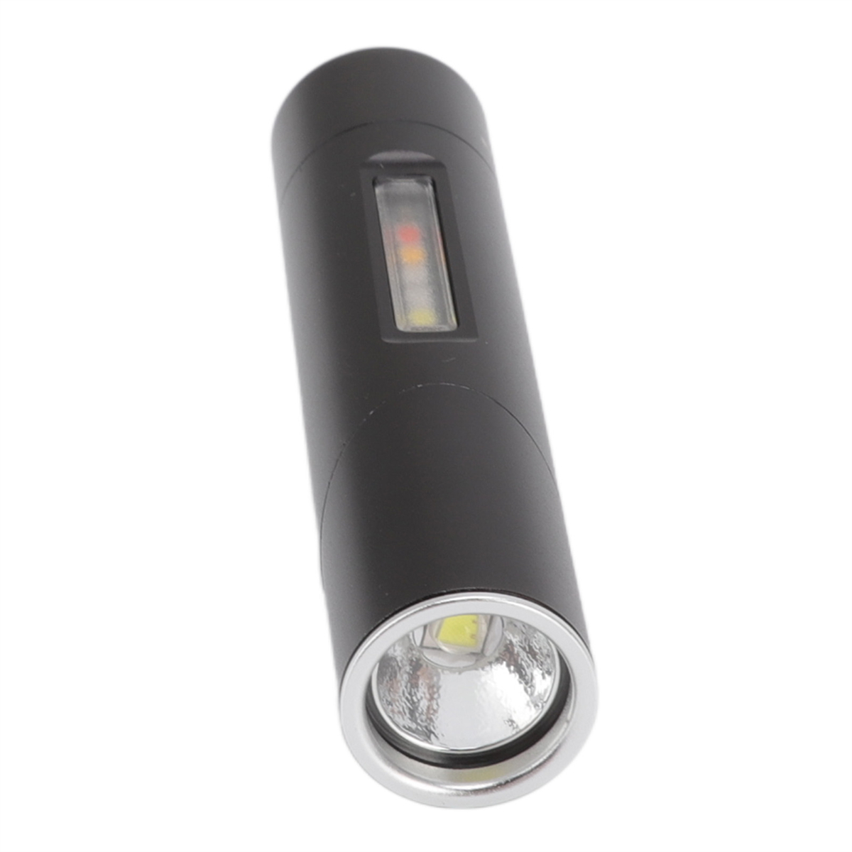 Schwarze Taschenlampe mit beleuchtetem Abschnitt und hellem weißen Licht.