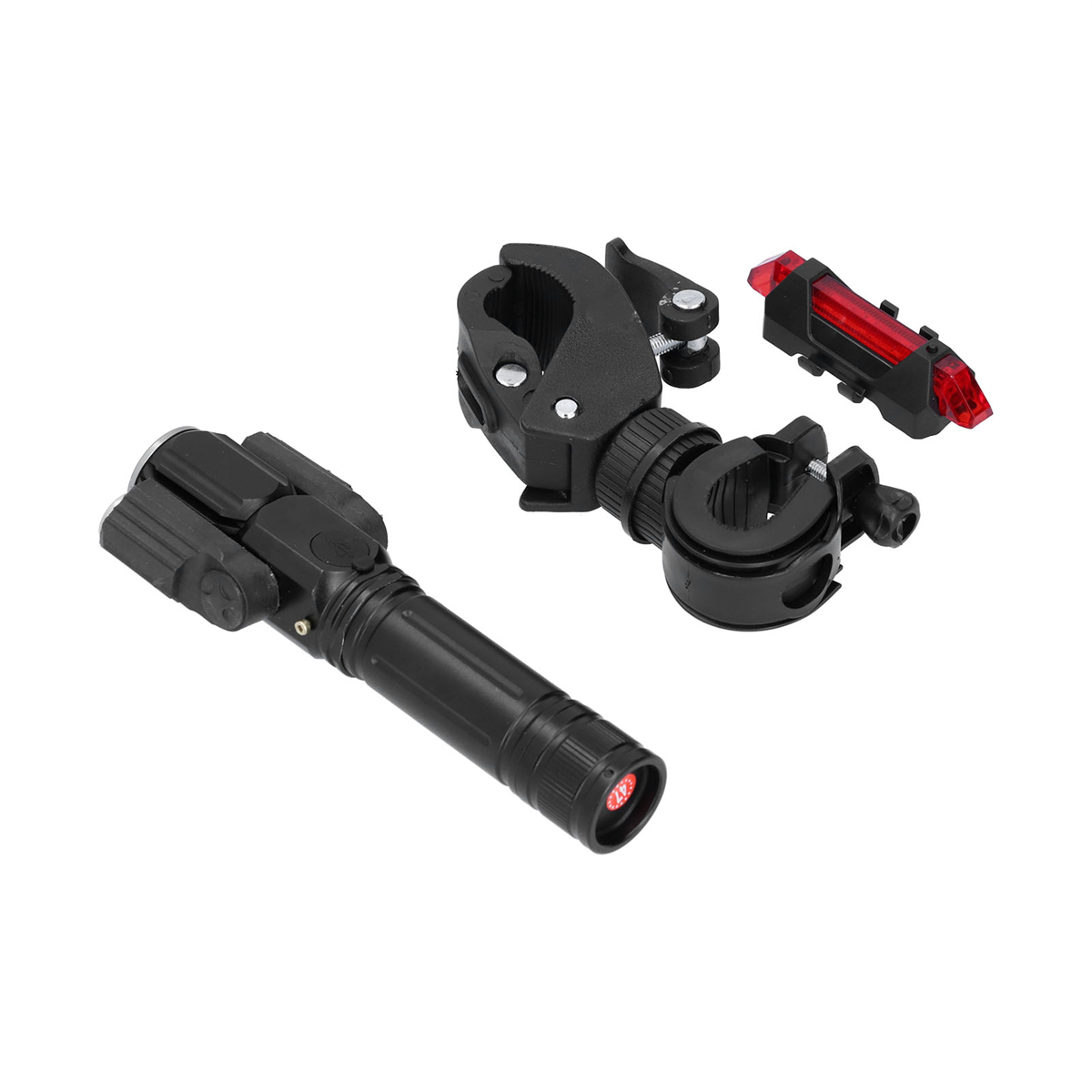 Schwarze Fahrradlichter und eine Taschenlampe auf weißem Hintergrund.