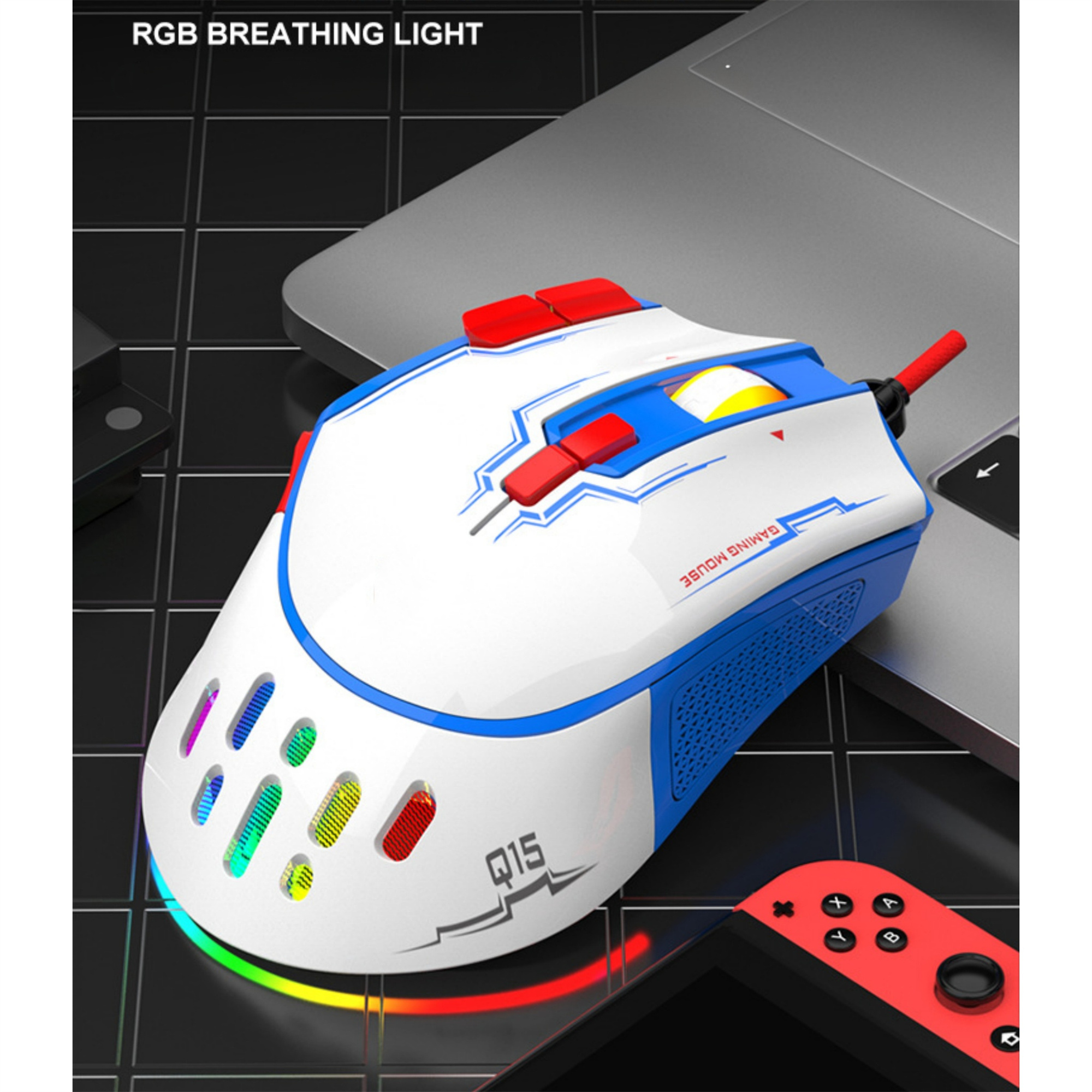 Weiße und blaue Gaming-Maus mit roten Akzenten, RGB-Lichtern und schwarzer Oberfläche.