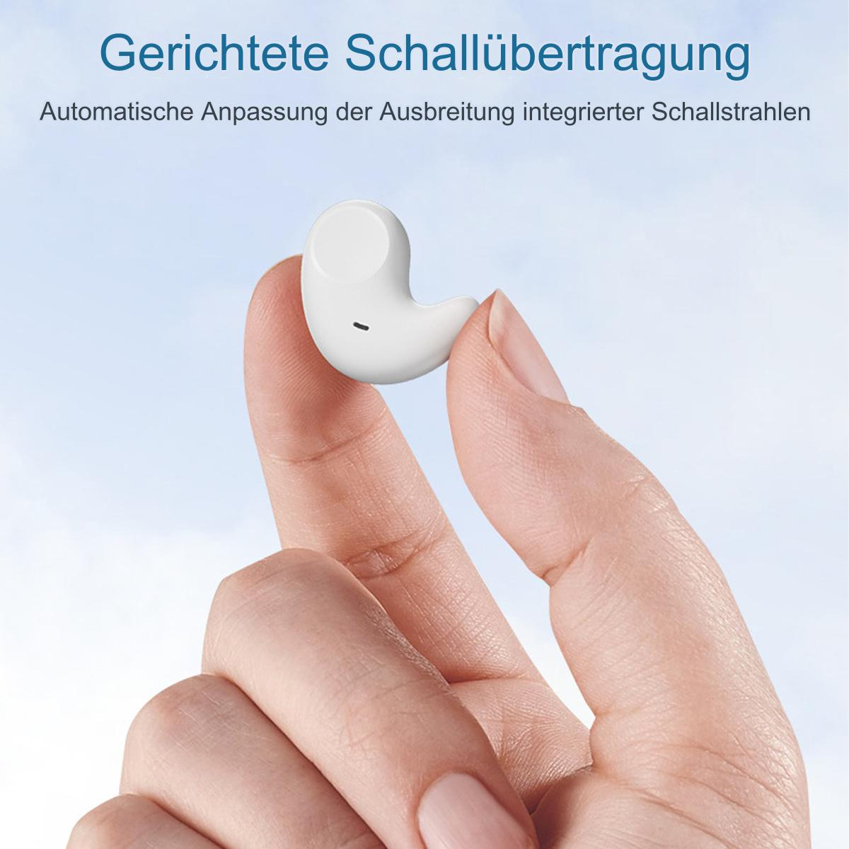 Ein weißer Ohrhörer wird in einer Hand gehalten. Der Ohrhörer hat eine einzigartige, gebogene Form.