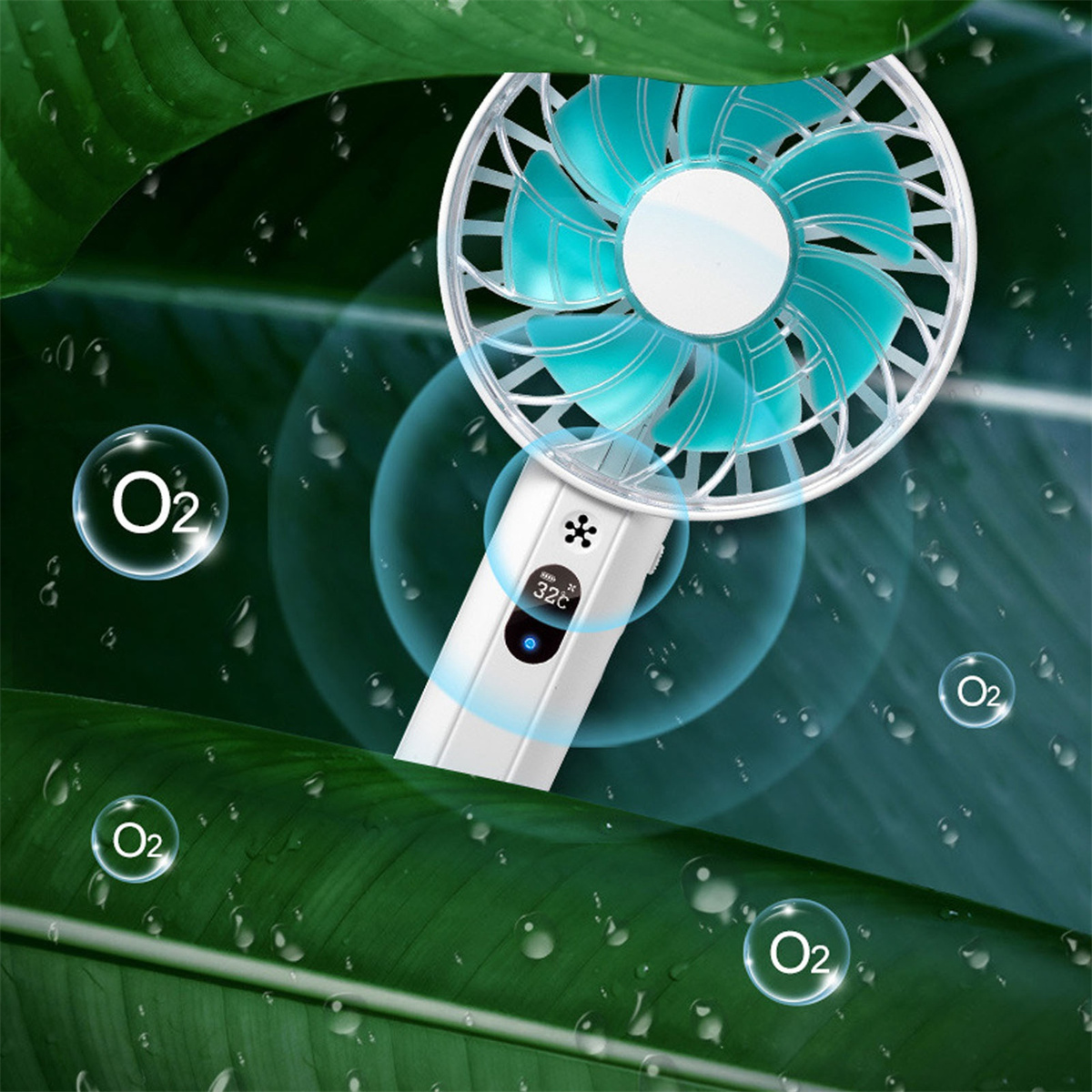 Ein kleiner weißer Ventilator mit blauen Flügeln, umgeben von grünen Blättern und O2-Blasen.