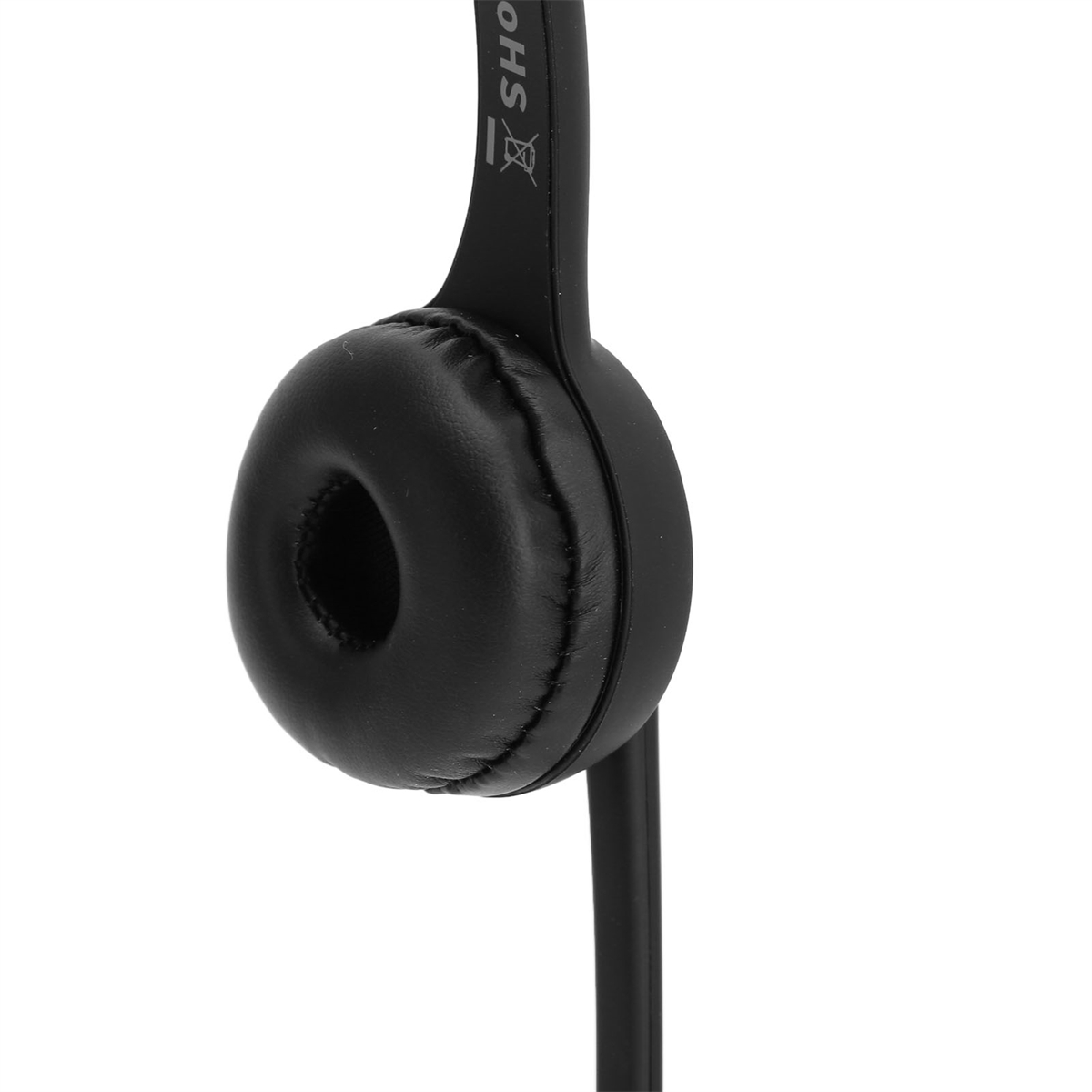 Ein schwarzes, kreisförmiges Headset mit einer einzelnen Ohrmuschel, seitlich angewinkelt.