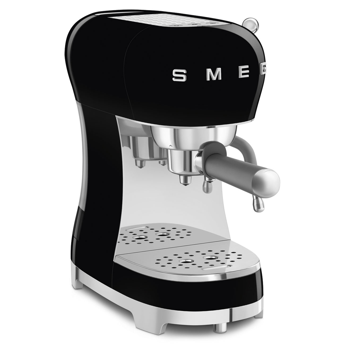 Schwarze und silberne Espressomaschine. Markenname SMEG. Isoliert auf weißem Hintergrund.