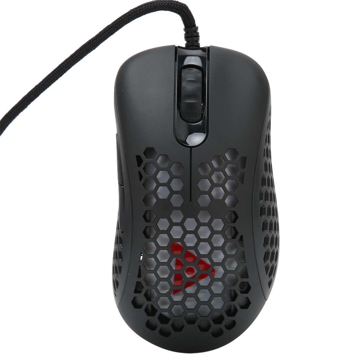 Schwarze Gaming-Maus mit Wabenmuster, rotem Logo und angeschlossenem Kabel.