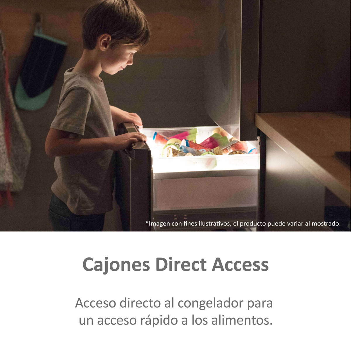 Un niño pequeño mirando un cajón del refrigerador con comida colorida.