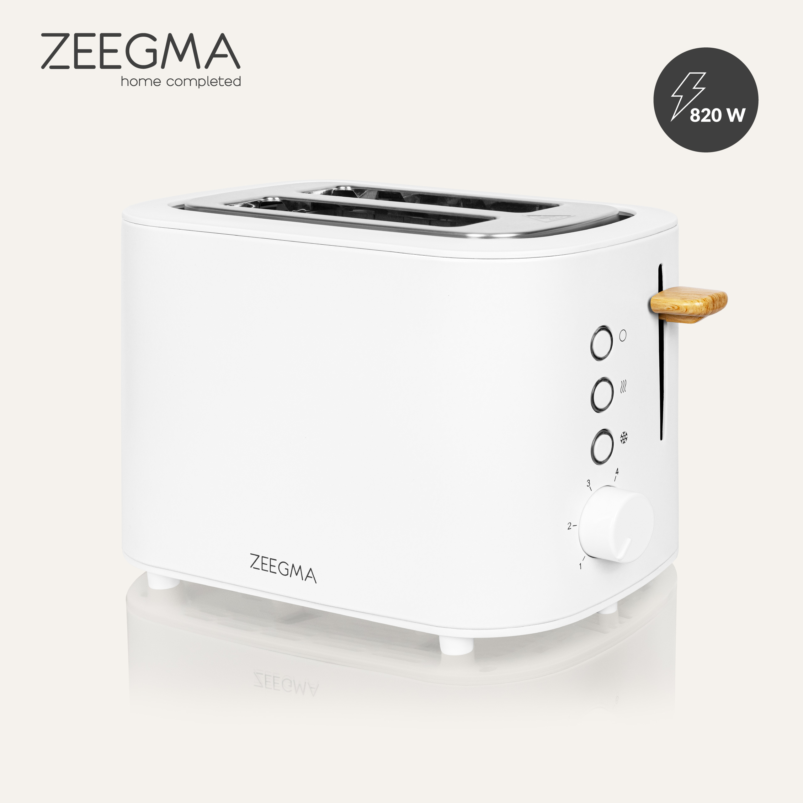 Biały toster z drewnianym uchwytem. Marka: Zeegma. Moc: 820 W. Na białym tle.