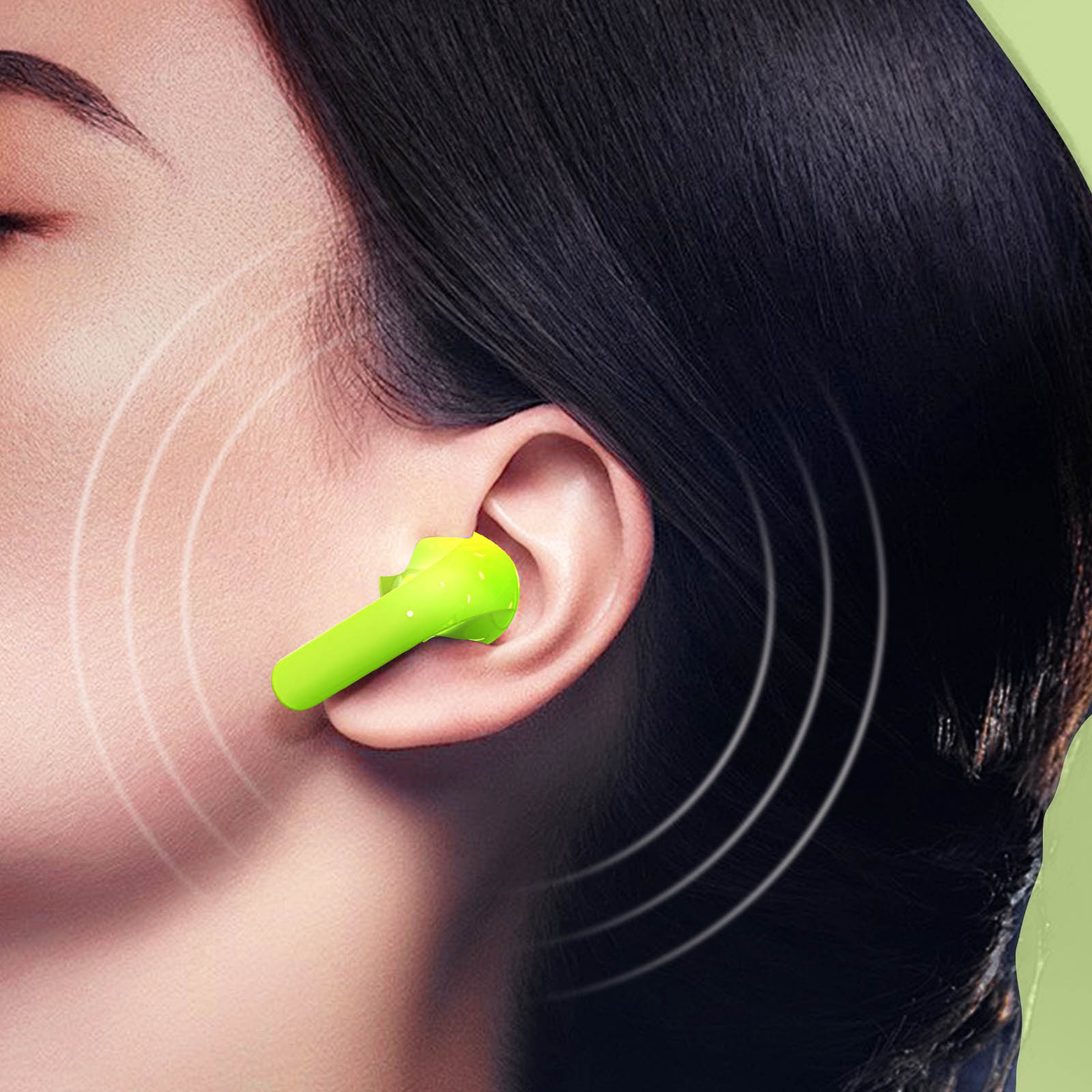 Une femme portant un bouchon d'oreille vert, avec des graphiques d'ondes sonores autour.