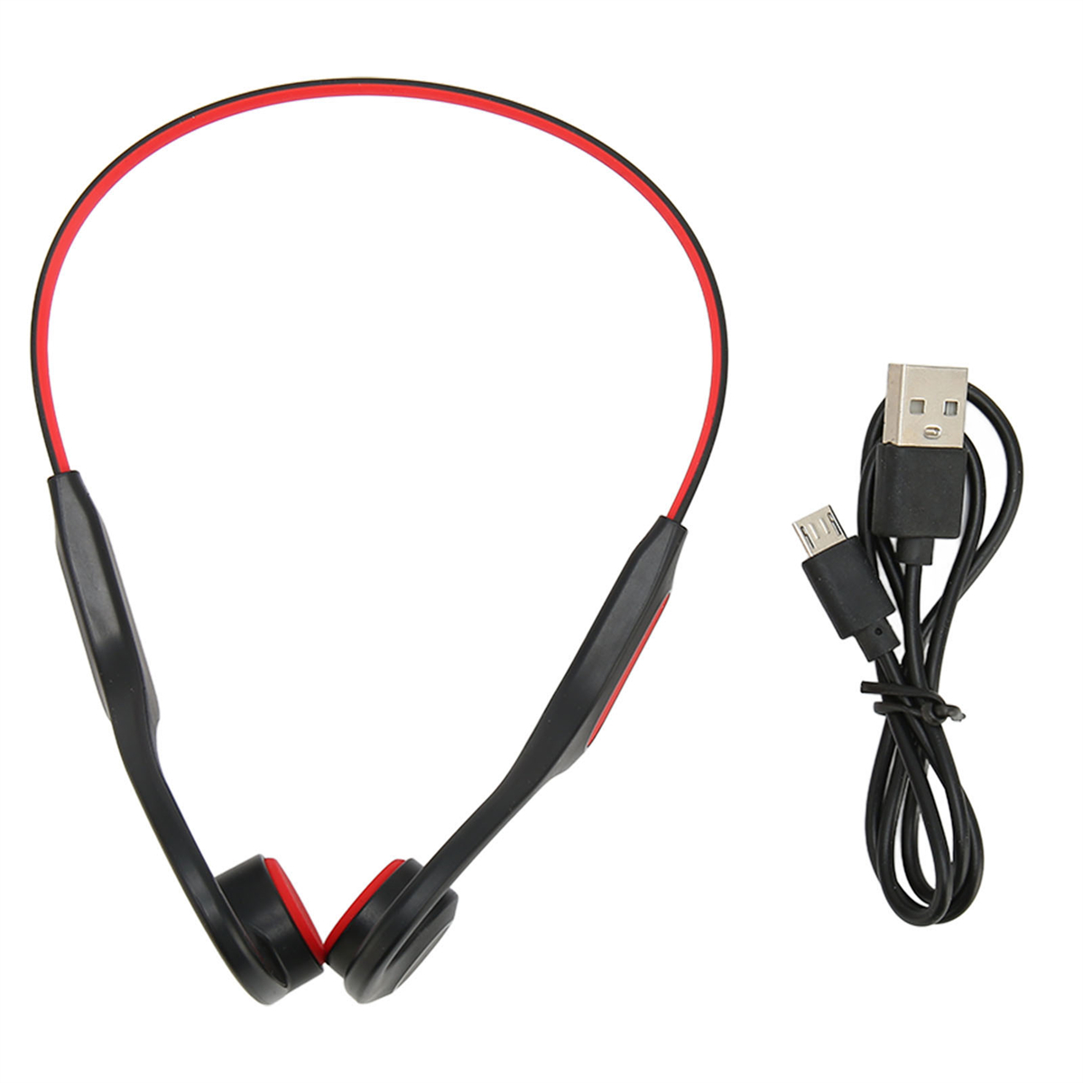 Schwarze und rote Knochenschallkopfhörer mit einem USB-Ladekabel. Die Kopfhörer liegen auf einer weißen Oberfläche.
