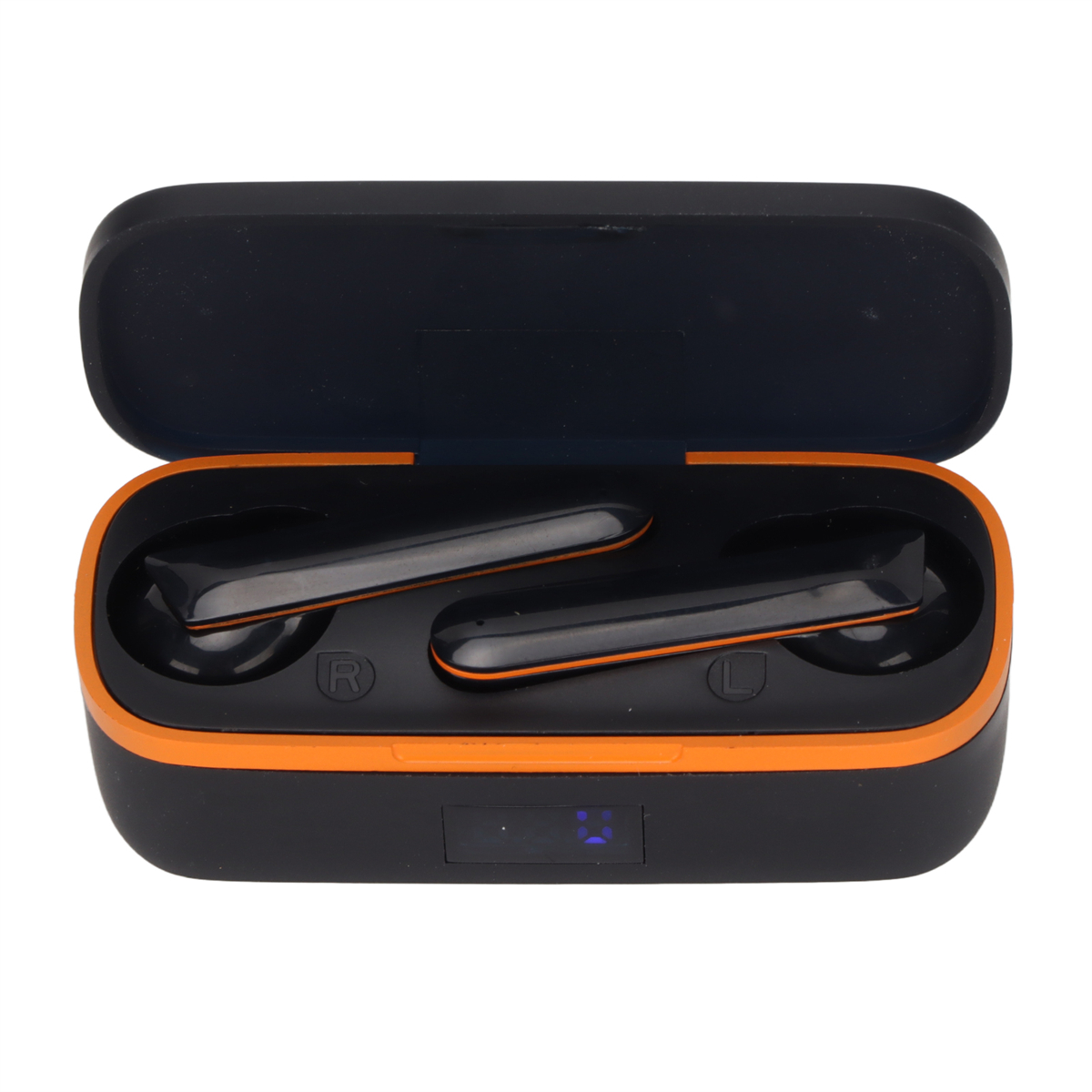 Ohrhörer in einem schwarz-orangenen Ladeetui mit kleinem Display mit Batteriesymbol.