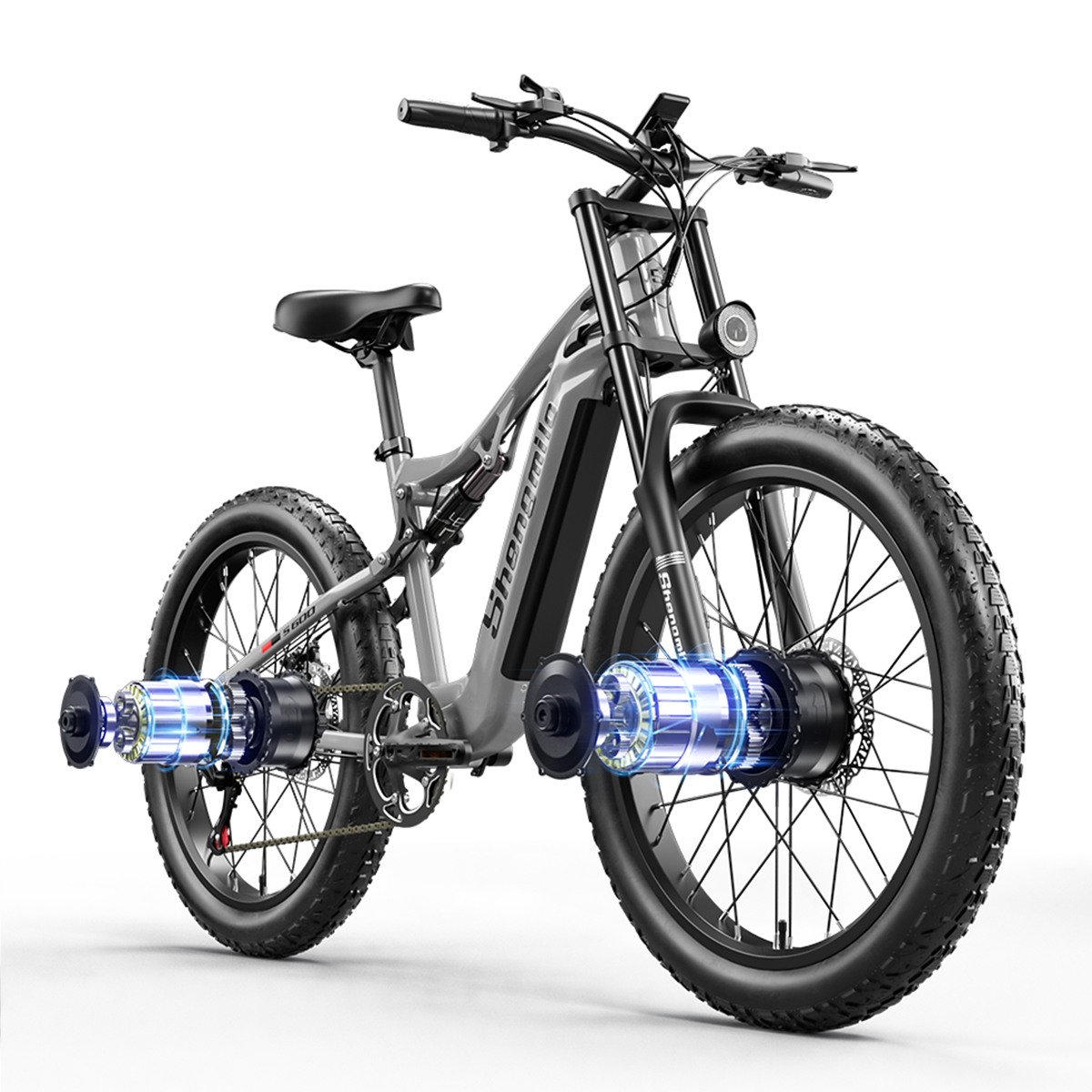 Rower elektryczny z niebieskimi elementami, czarnymi oponami i białym tłem.