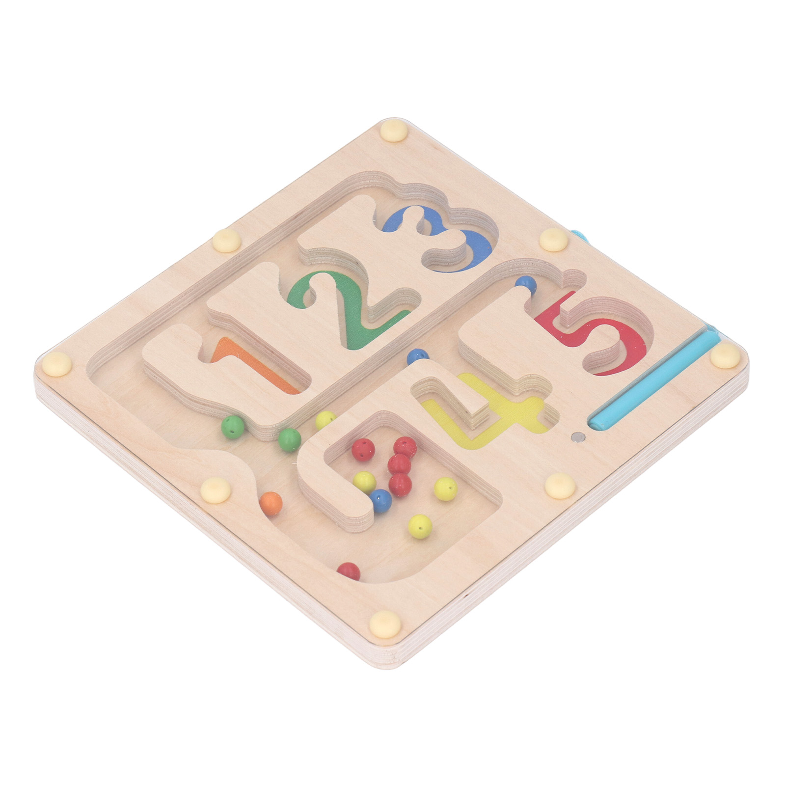 Holzlabyrinth mit Zahlen und farbigen Kugeln, für Bildungszwecke.