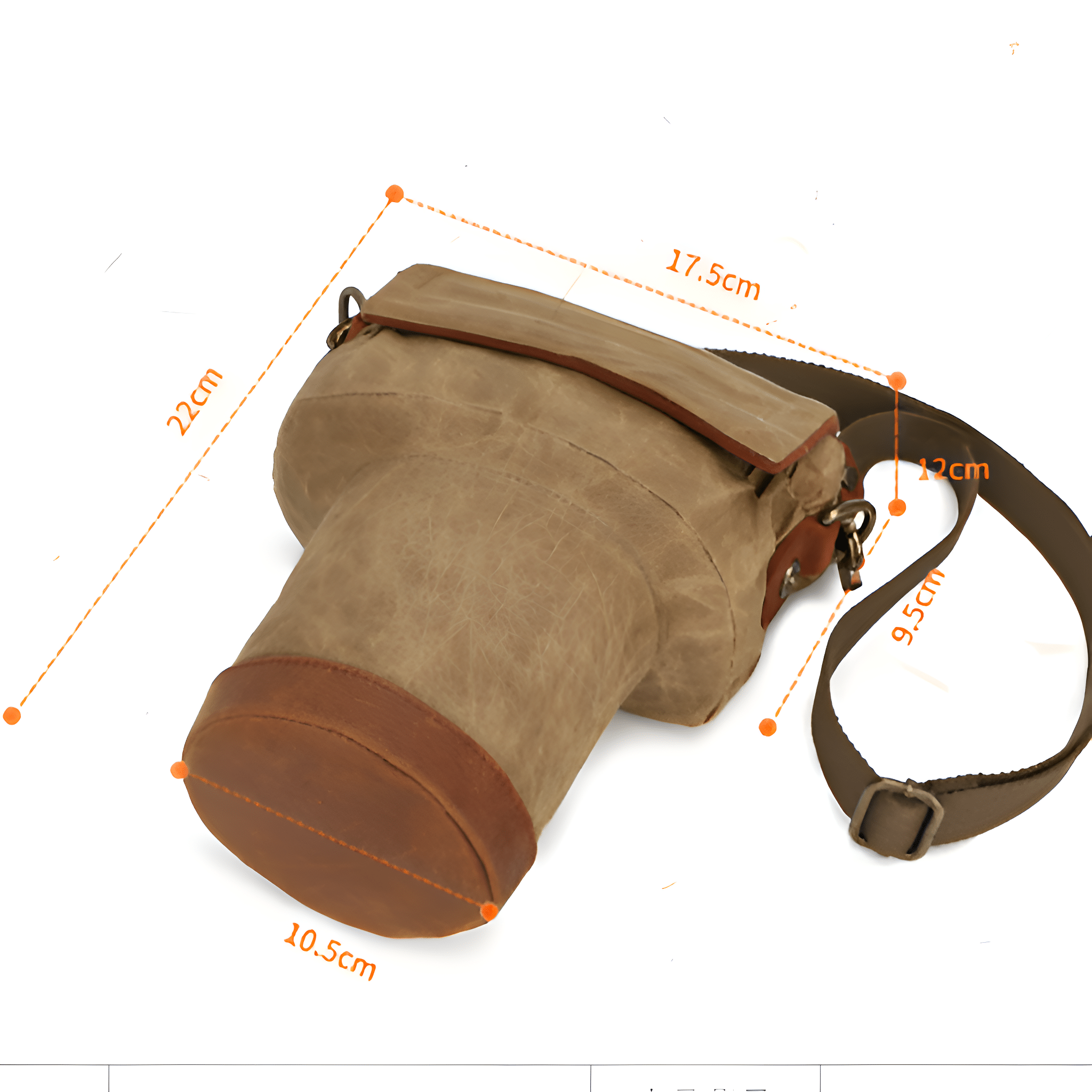 Eine braune Kameratasche mit Maßen. Die Tasche hat einen Schultergurt und ein zylindrisches Objektivfach.