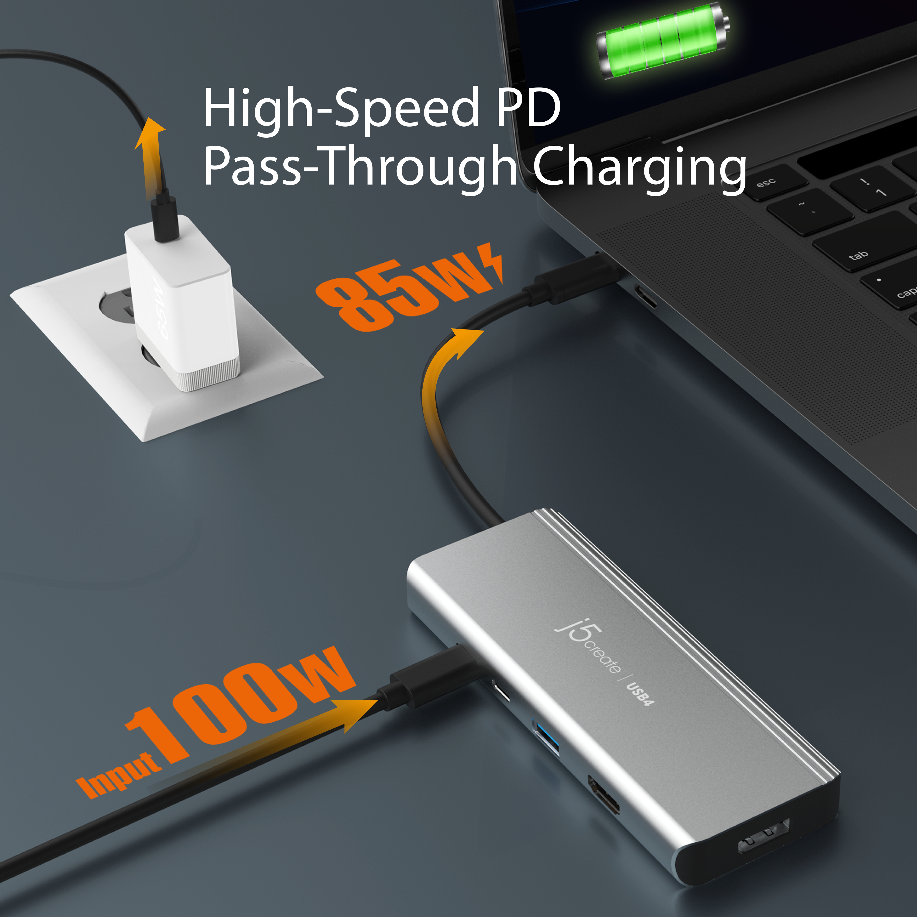 Laptop lädt mit silbernem Hub, 100W Eingang und 85W Durchgangsladen.