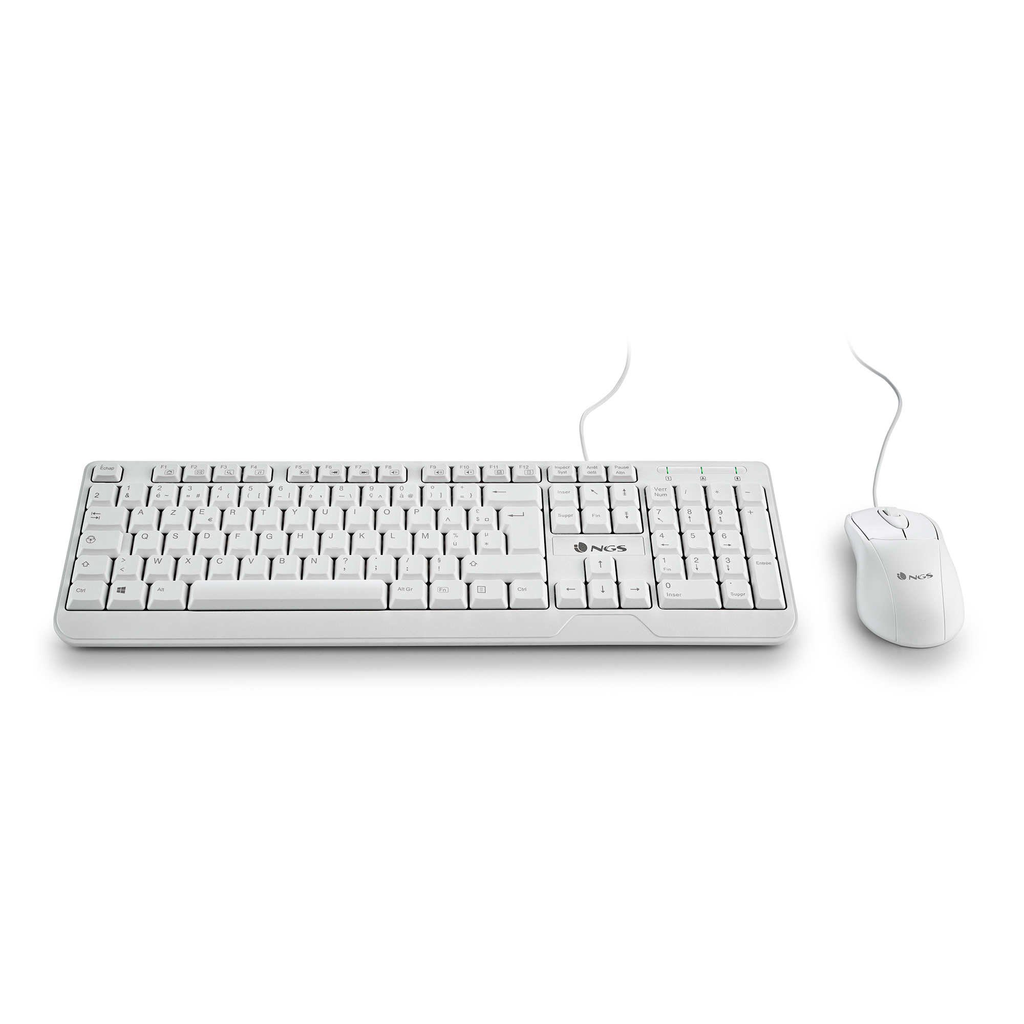 Tastiera e mouse bianchi su sfondo bianco. Entrambi hanno il marchio NGS.