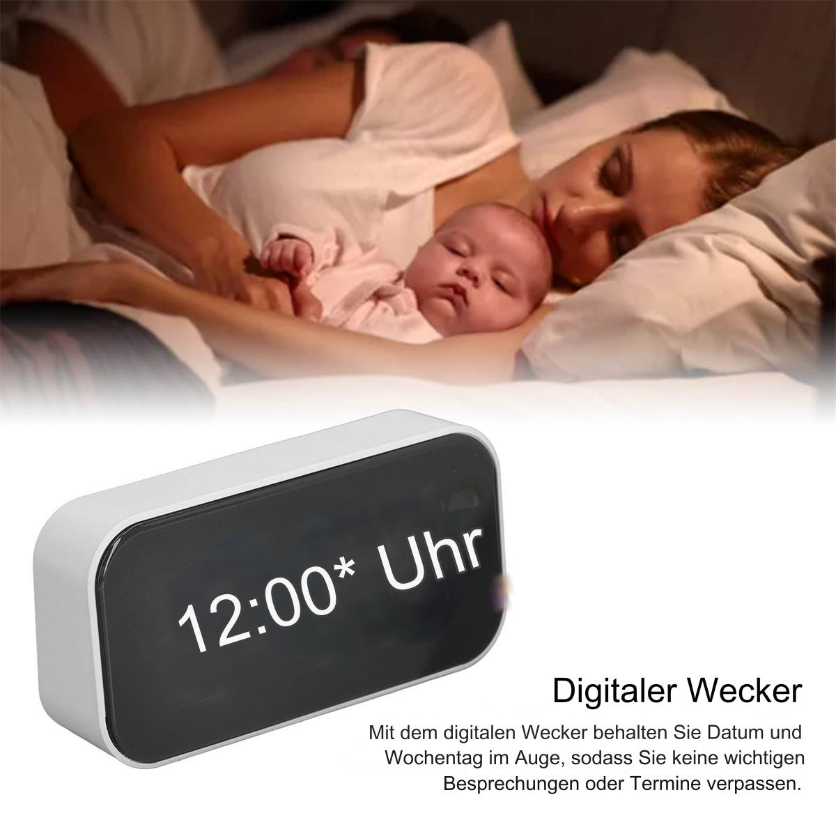 Eine schlafende Mutter und ein Baby mit einer Digitaluhr.