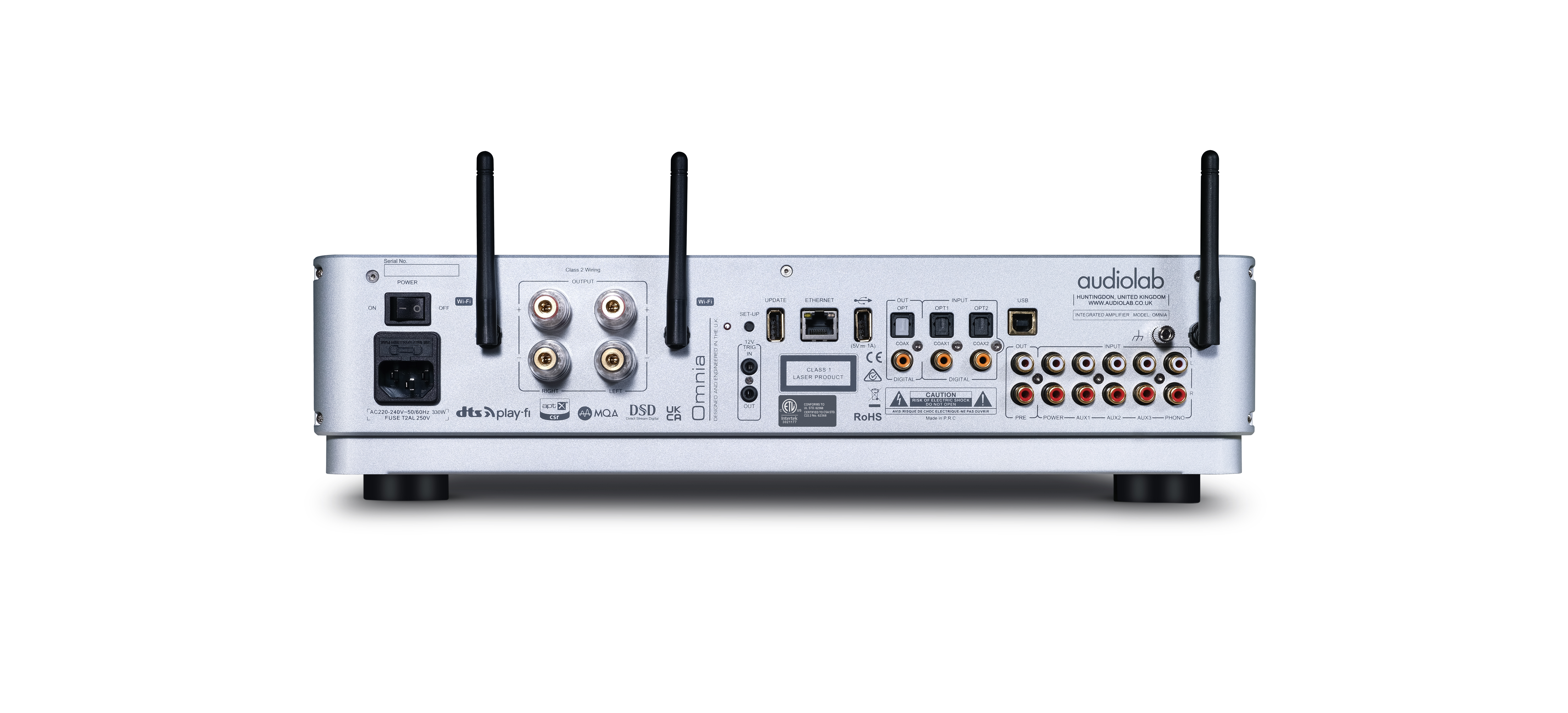 Rückansicht eines Audiogeräts mit mehreren Anschlüssen und Antennen.