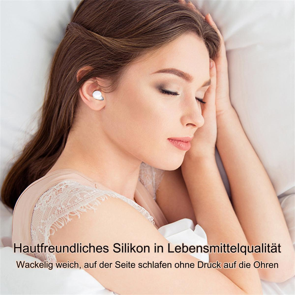 Eine Frau, die mit Ohrhörern in den Ohren schläft.