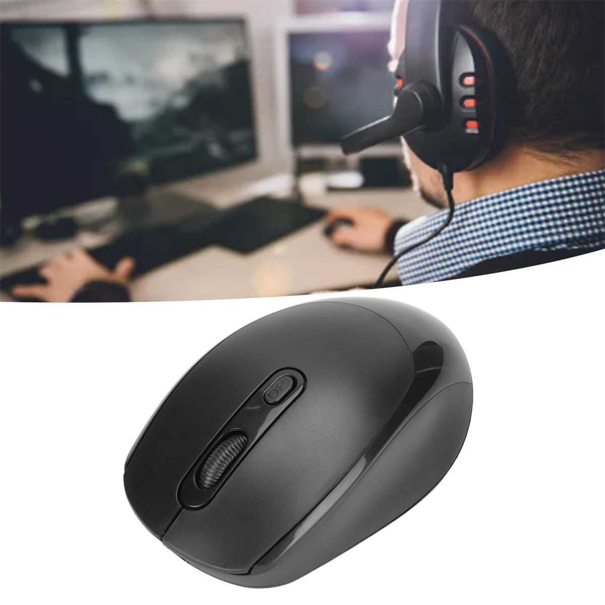 Eine schwarze Computermaus mit Scrollrad, vor verschwommenem Gaming-Hintergrund.