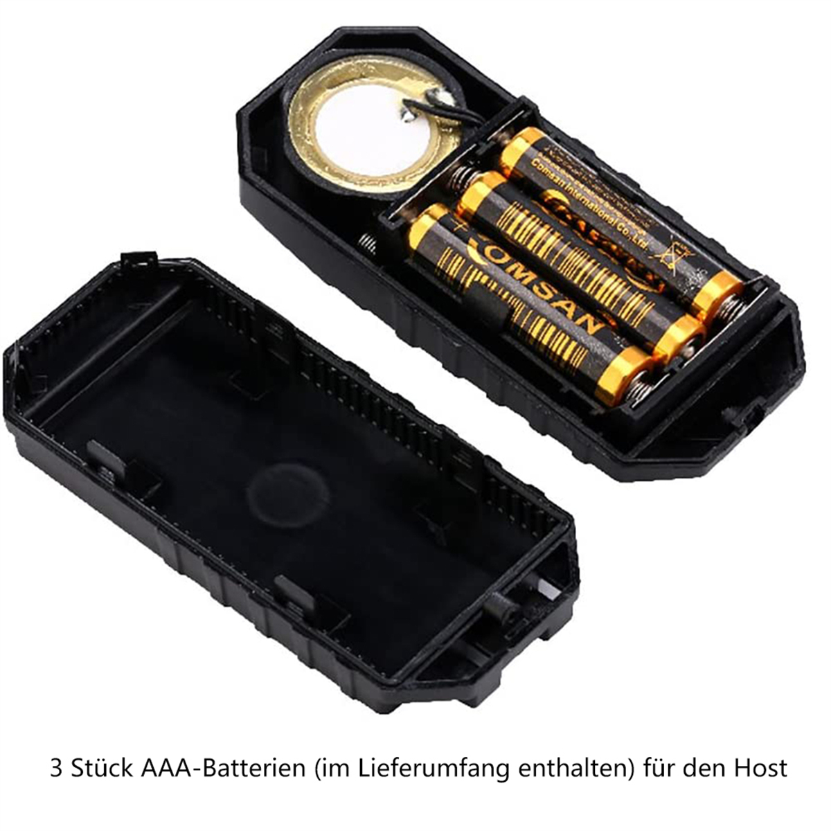Offener schwarzer Koffer mit Batterien und offenem Deckel daneben.