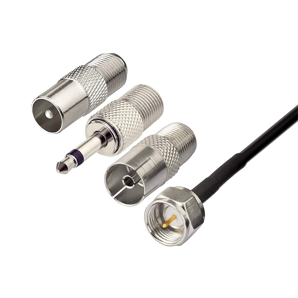 Mehrere silberne Anschlüsse und ein schwarzes Kabel. Es gibt drei Anschlüsse und ein Kabel mit Stecker.