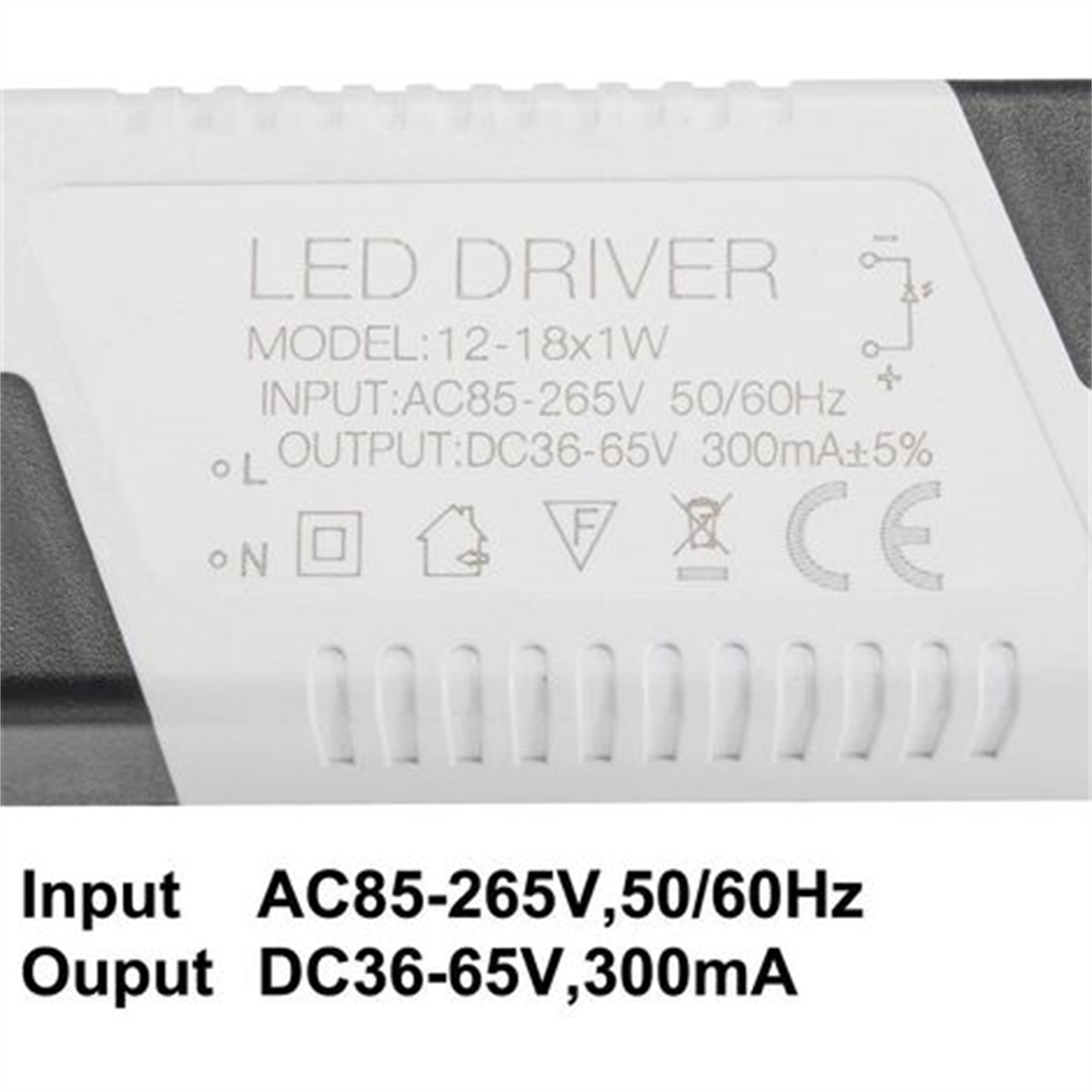 Ein weißer LED-Treiber mit Text und Symbolen.