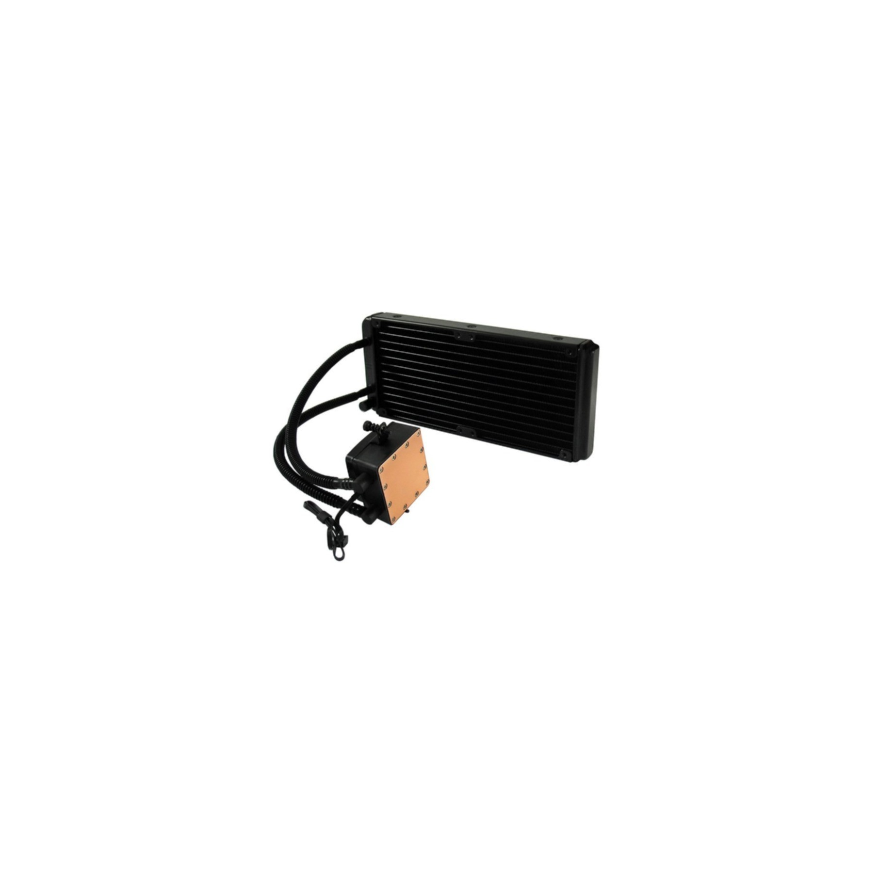 Sistema di raffreddamento per computer con radiatore nero e water block in rame, su sfondo bianco.