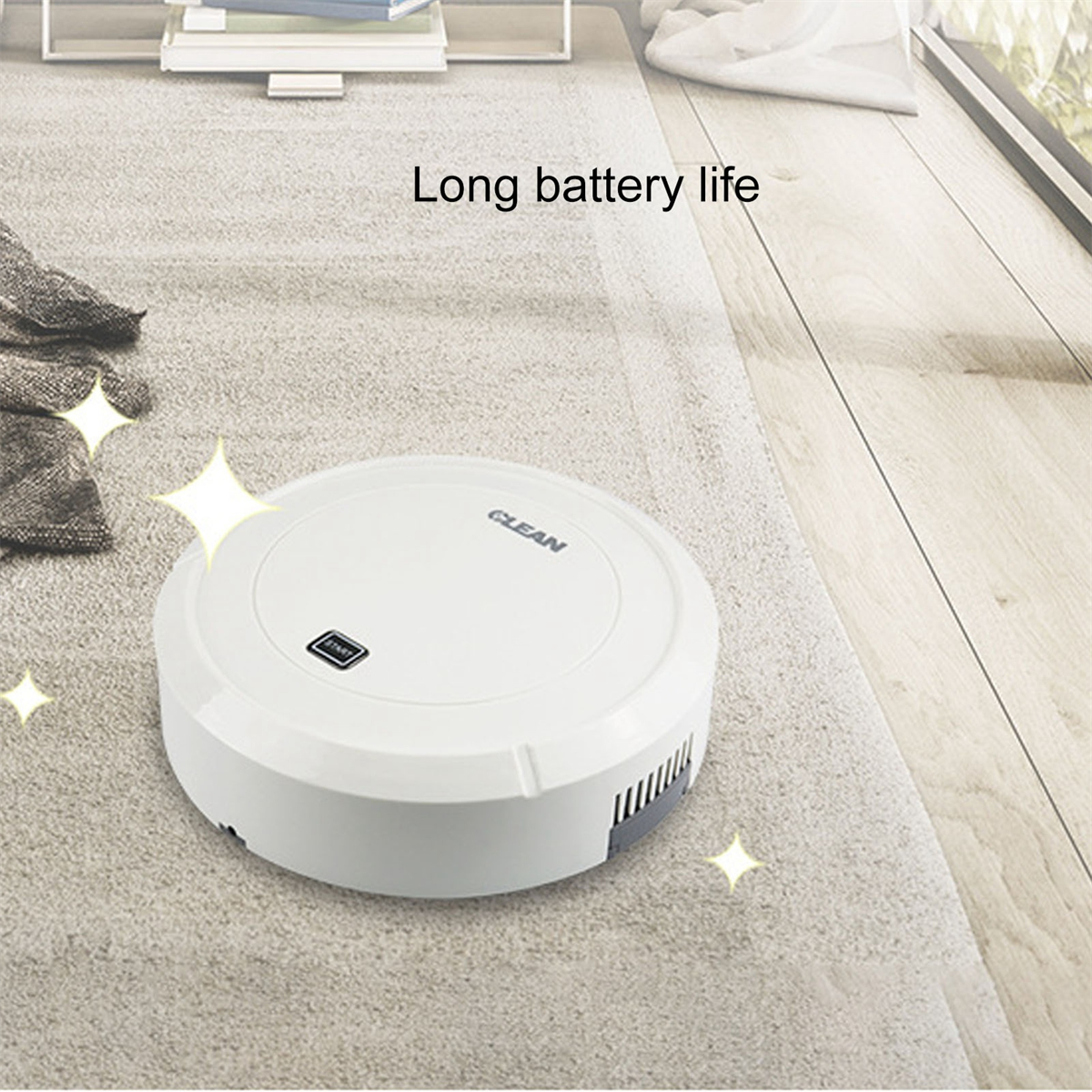 Weißer Roboter-Staubsauger auf einem Teppich mit Sternen. Text: Lange Akkulaufzeit.