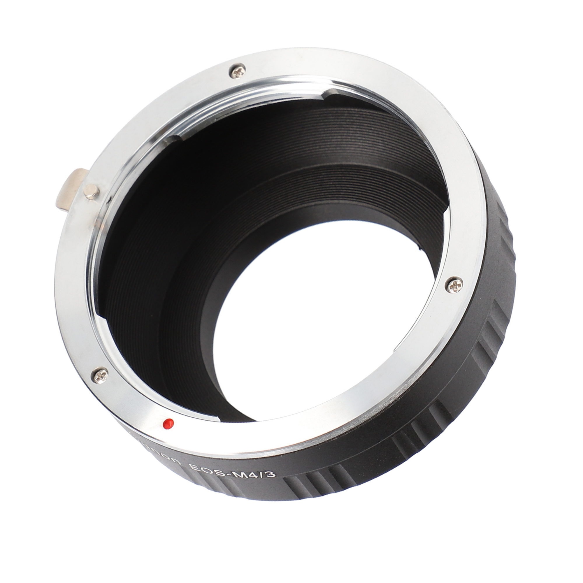 Metall-Objektivadapter, schwarz und silber, mit Schrauben und rotem Punkt, weißer Hintergrund.