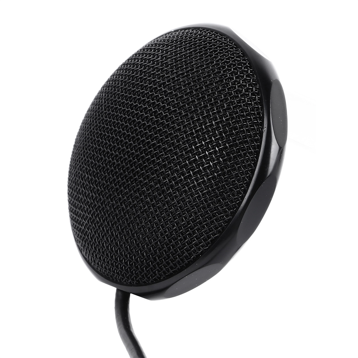 Schwarzer Mikrofon-Pop-Filter. Der Filter ist kreisförmig mit einem Netz. Nahaufnahme auf weißem Hintergrund.