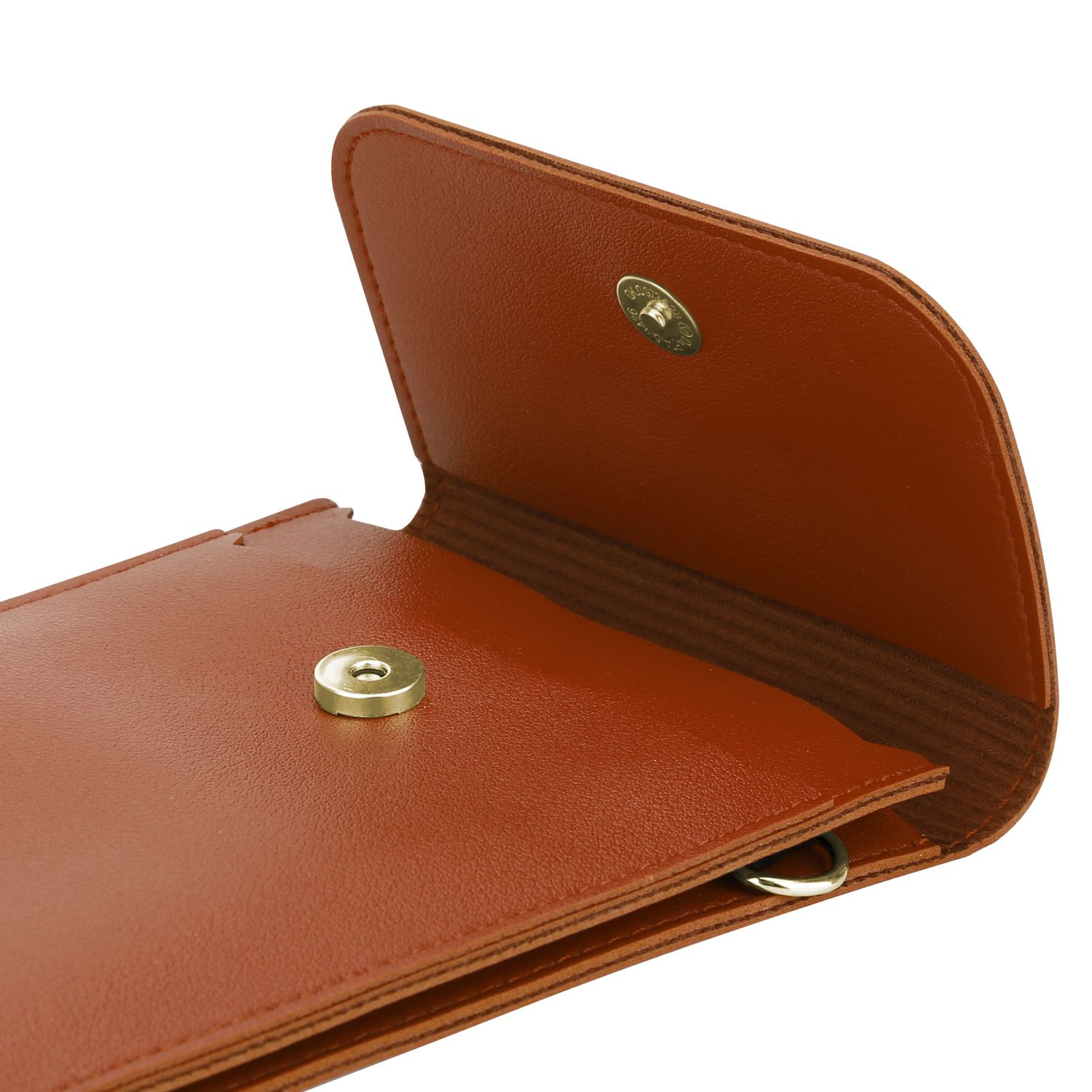 Étui de téléphone en cuir marron ouvert. Fermeture à bouton-pression dorée visible.