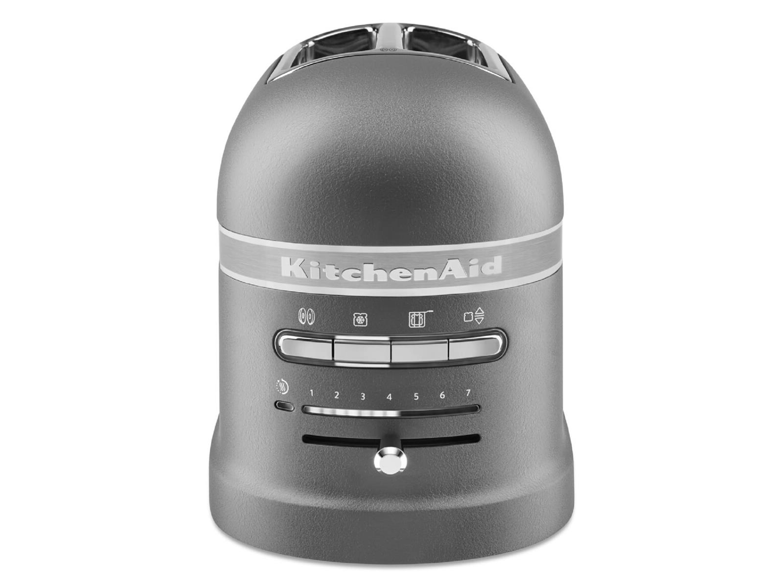 KitchenAid ekmek kızartma makinesi, gri, düğmeler ve ayarlar için bir kadran ile. Beyaz zemin.