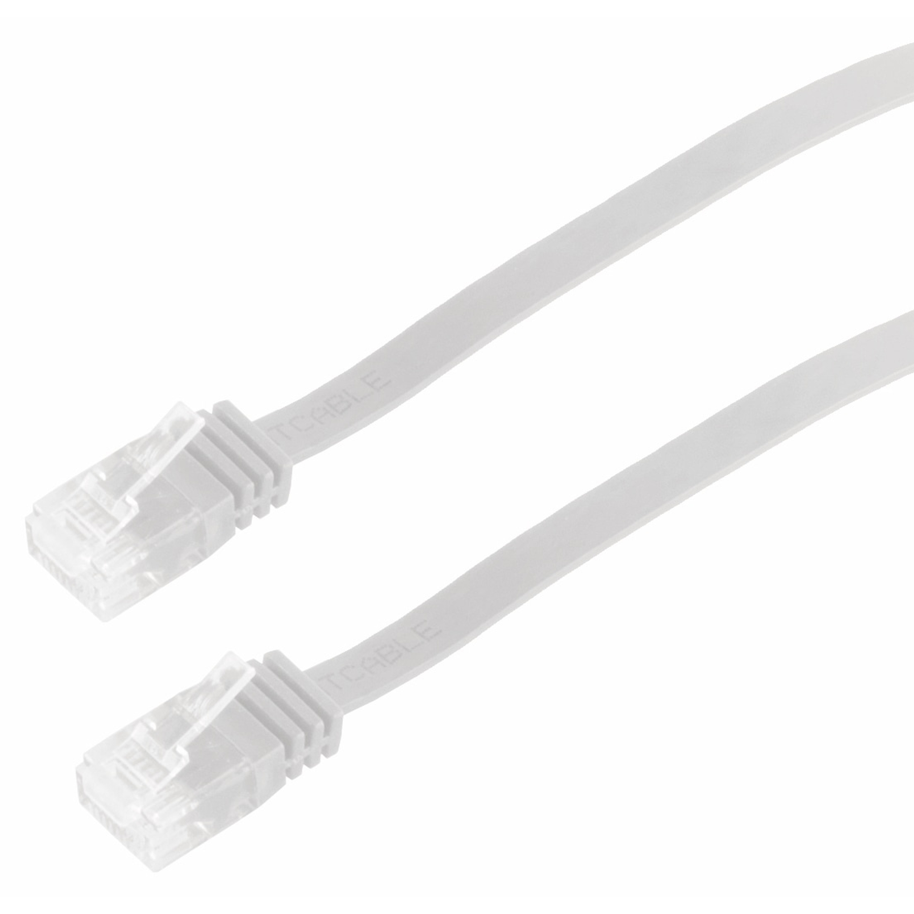 Zwei weiße Netzwerkkabel mit transparenten RJ45-Steckern. Kabel sind gerade und zur Kamera geneigt.