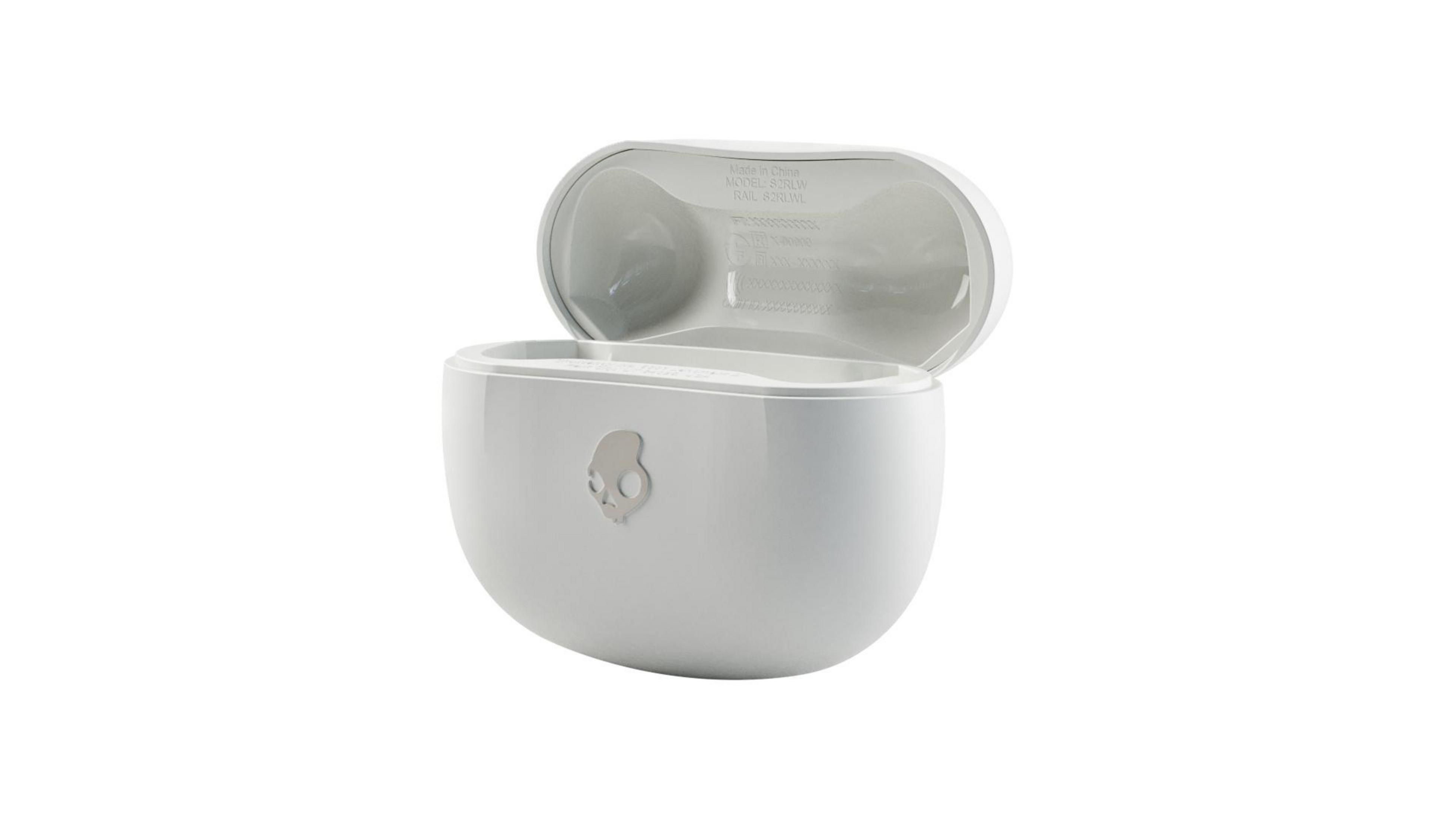 Białe etui na słuchawki Skullcandy otwarte. Posiada logo czaszki i szczegóły wewnętrzne.