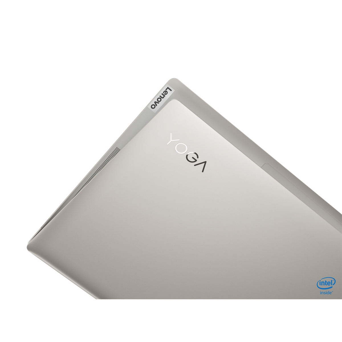 Laptop argento con logo Yoga sul coperchio superiore. Adesivo Intel visibile.