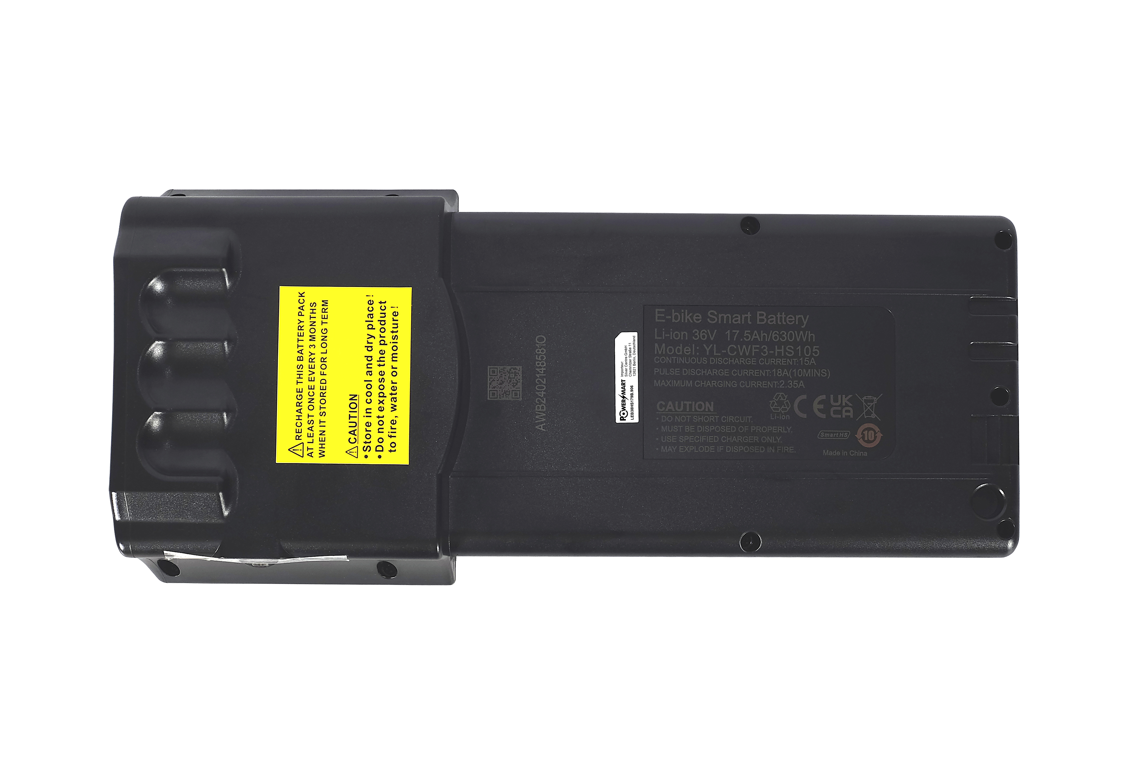 Ein schwarzes E-Bike-Batteriepack. Die Batterie hat Informationsetiketten und einen Warnaufkleber.
