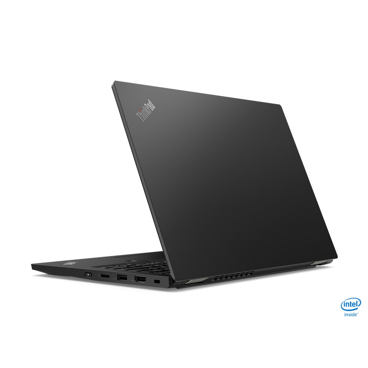 Laptop ThinkPad nero, chiuso, visto da un'angolazione. Adesivo Intel visibile.