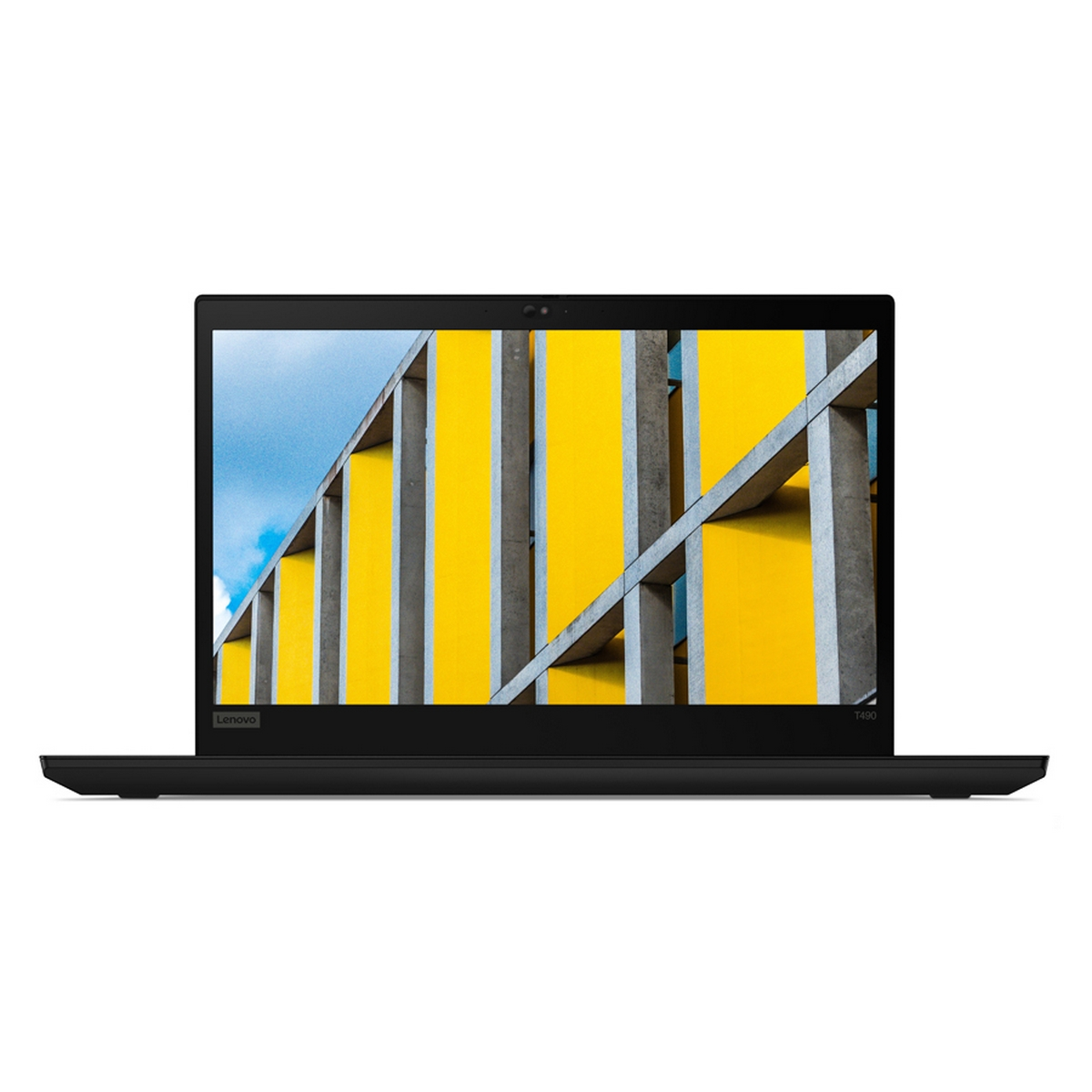 Un laptop nero, aperto, mostra una facciata di edificio con strisce gialle. Logo Lenovo in basso.