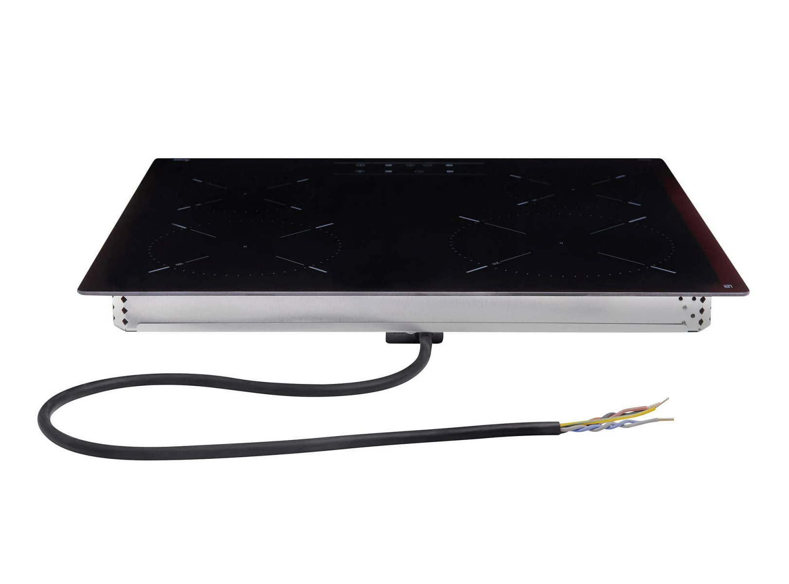 Czarna płyta grzewcza z przewodami elektrycznymi, czarna powierzchnia, białe tło.