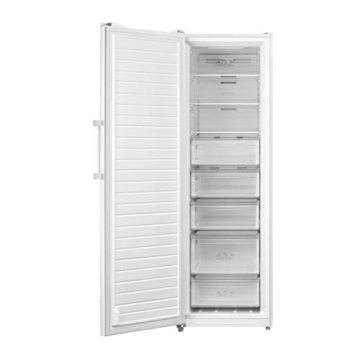 Un frigorífico congelador blanco con la puerta abierta, revelando estantes y cajones para almacenamiento.