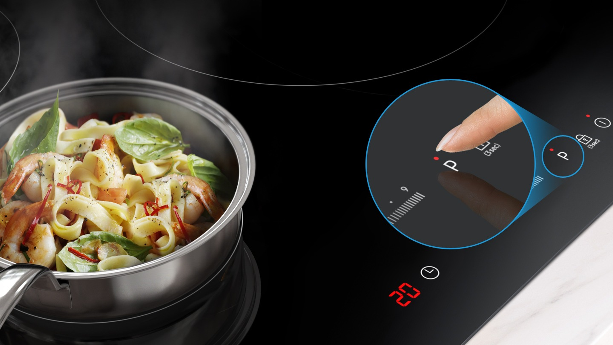 Dedo tocando un control de placa. Pasta cocinándose en una olla.