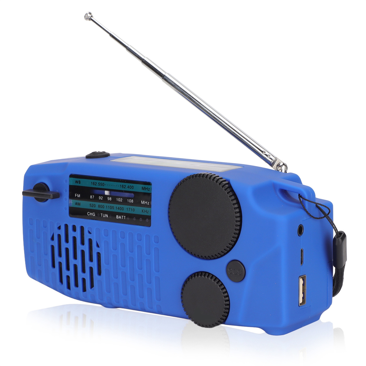 Blaues, kompaktes Radio mit Antenne, Bedienfeld und USB-Anschluss, schräge Ansicht vor weißem Hintergrund.