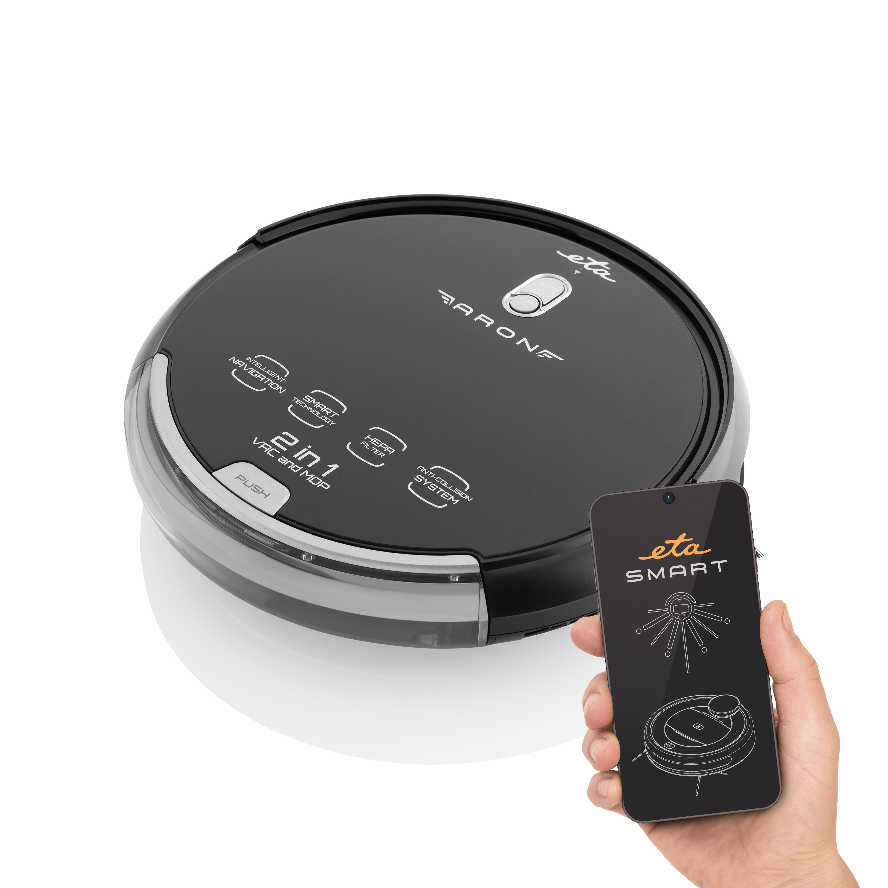 Czarny i srebrny robot sprzątający z dłonią trzymającą smartfon z aplikacją.