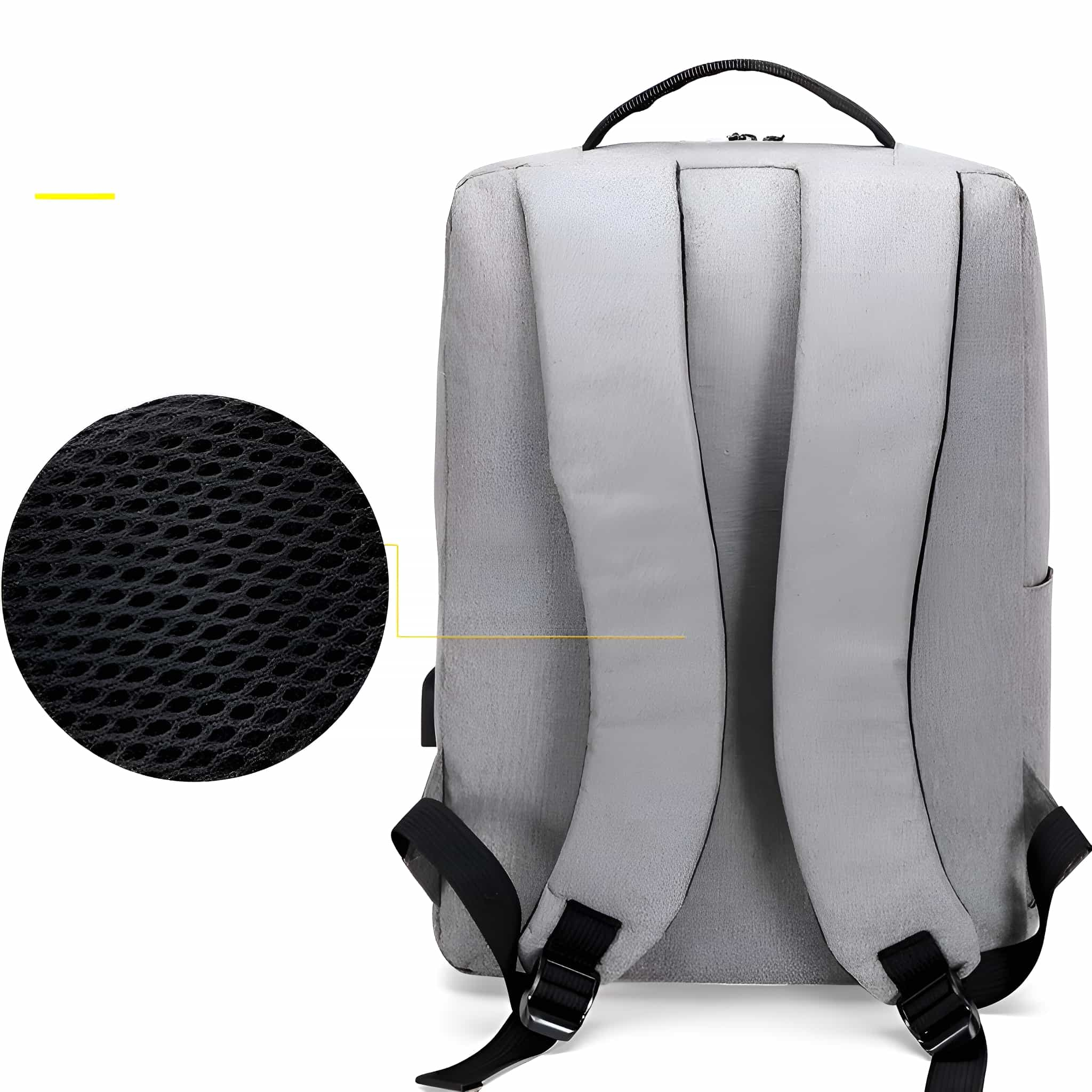 Rucksack mit Mesh-Detail, zeigt Gurte und eine verstärkte Rückseite.