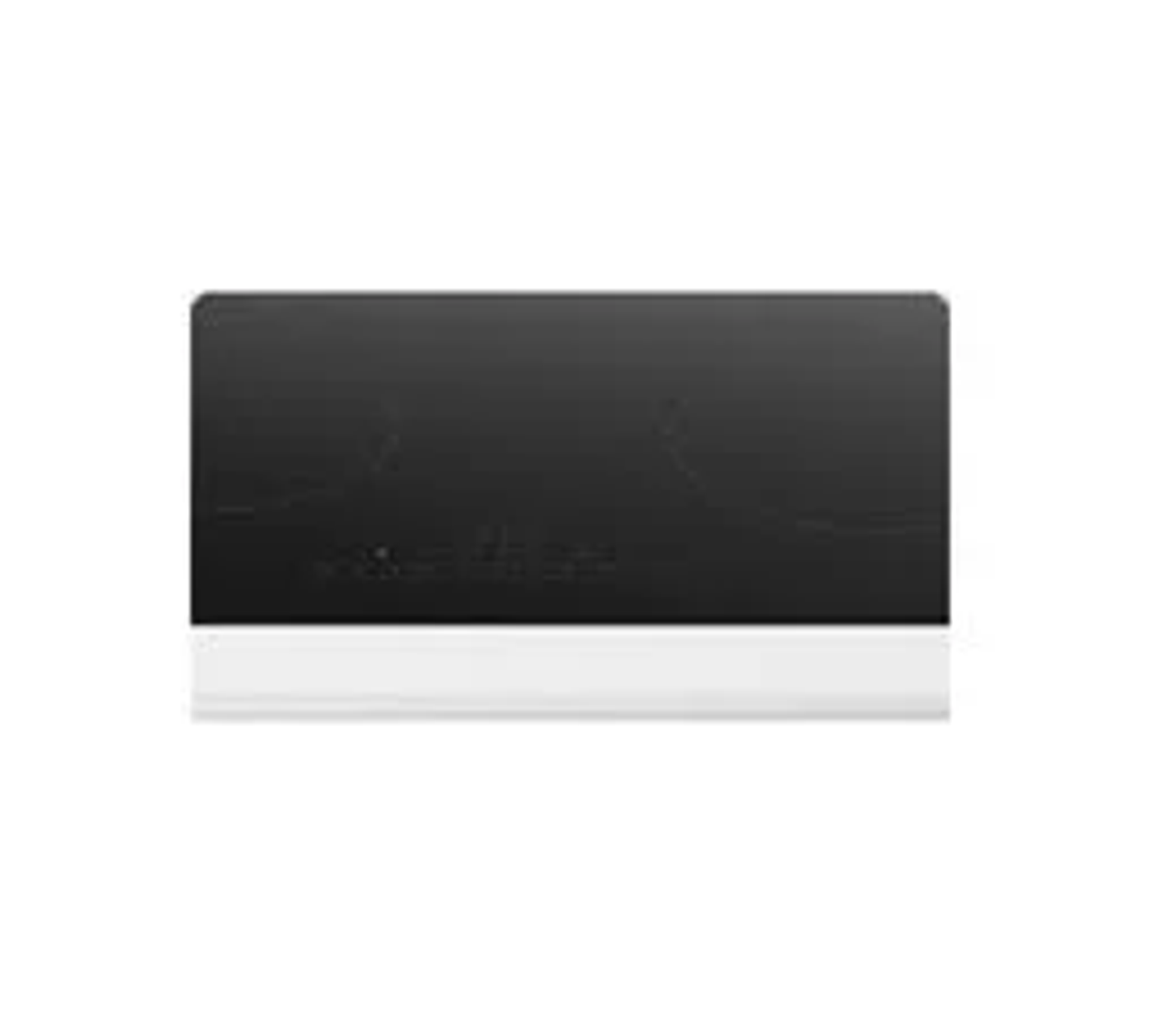 Una placa de inducción en blanco y negro, de forma rectangular, sobre fondo blanco.